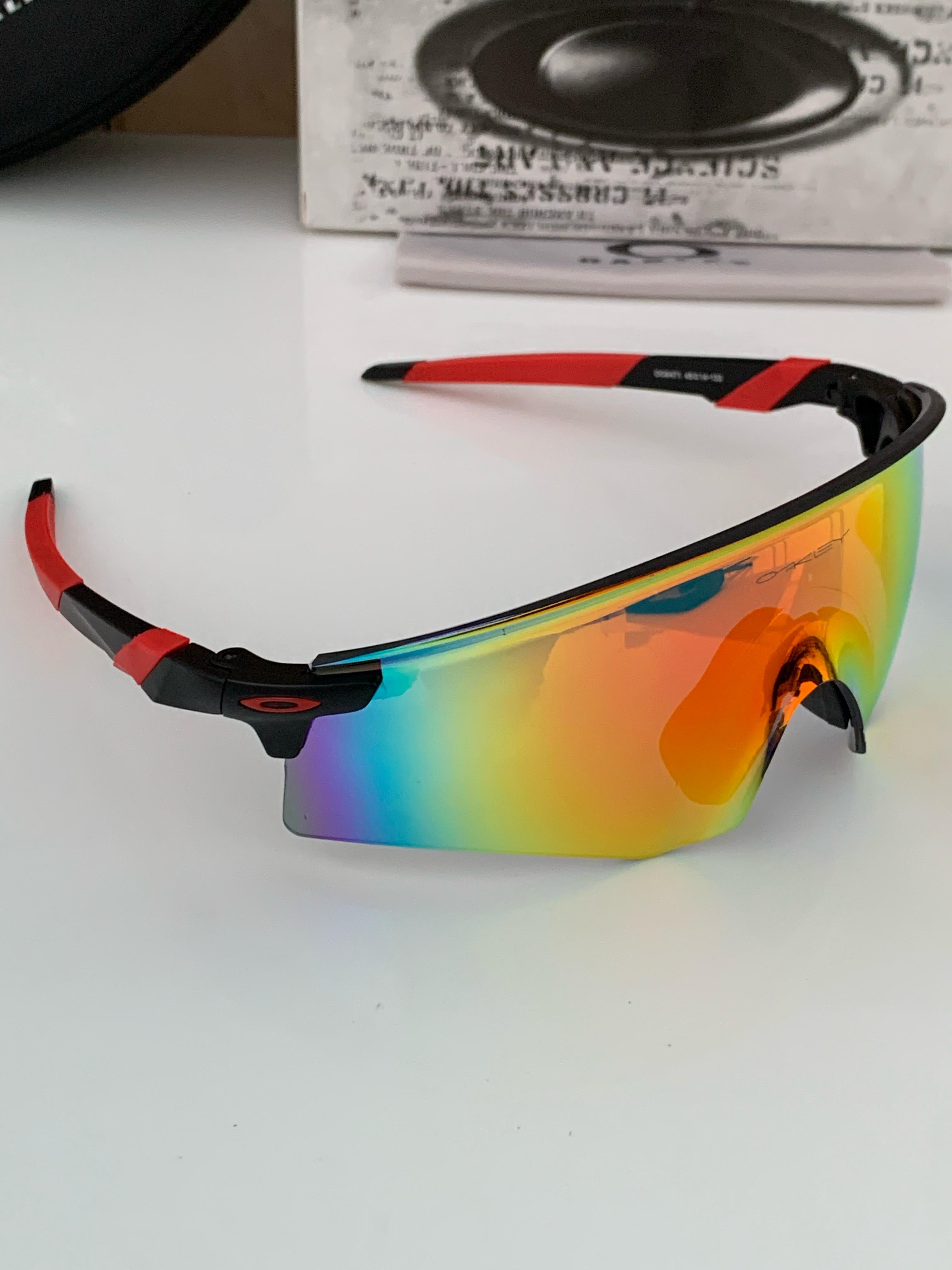 WG Oak_ley 9471 black red