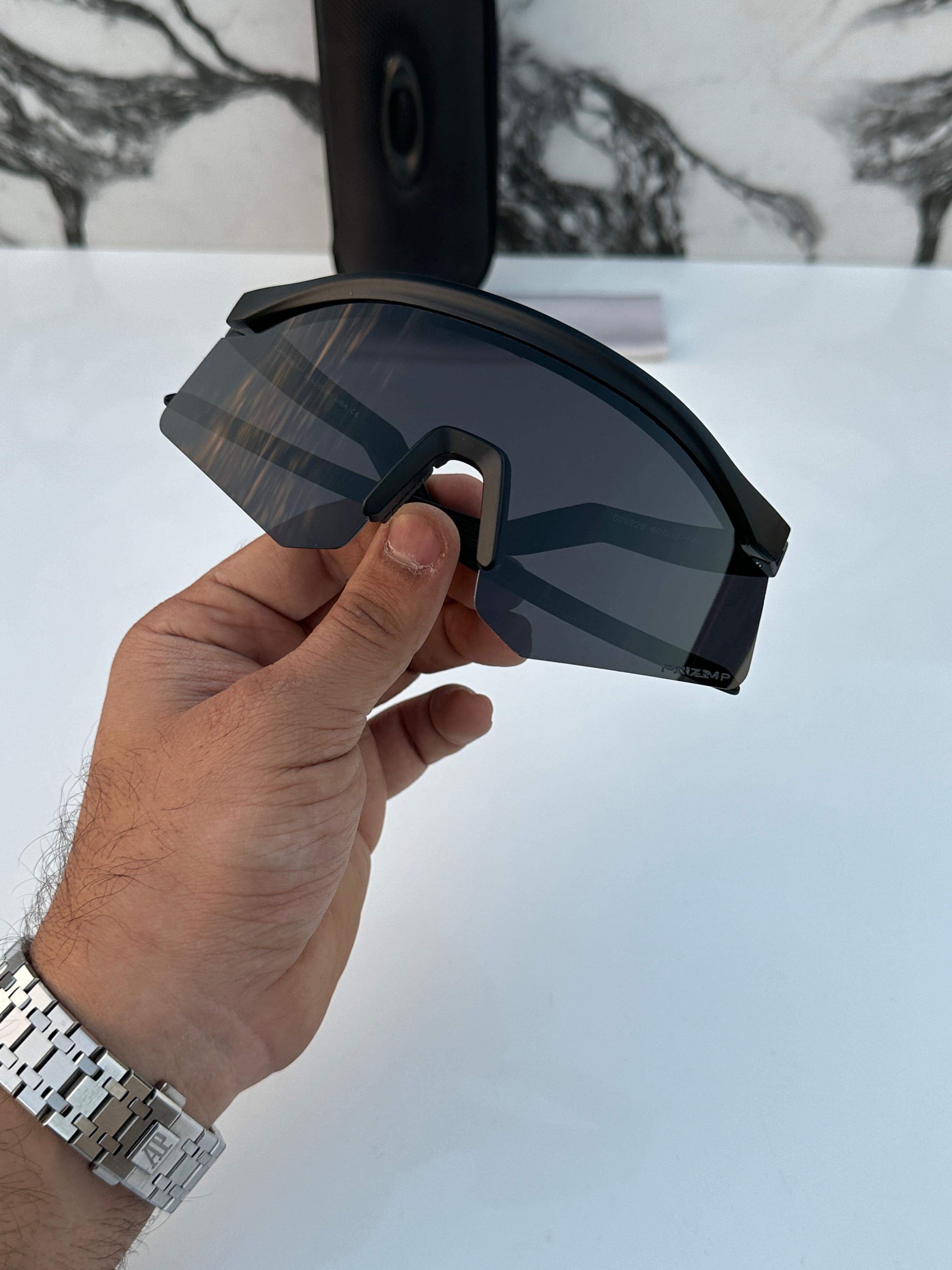 WG Oa_kley 4929 hydra full black