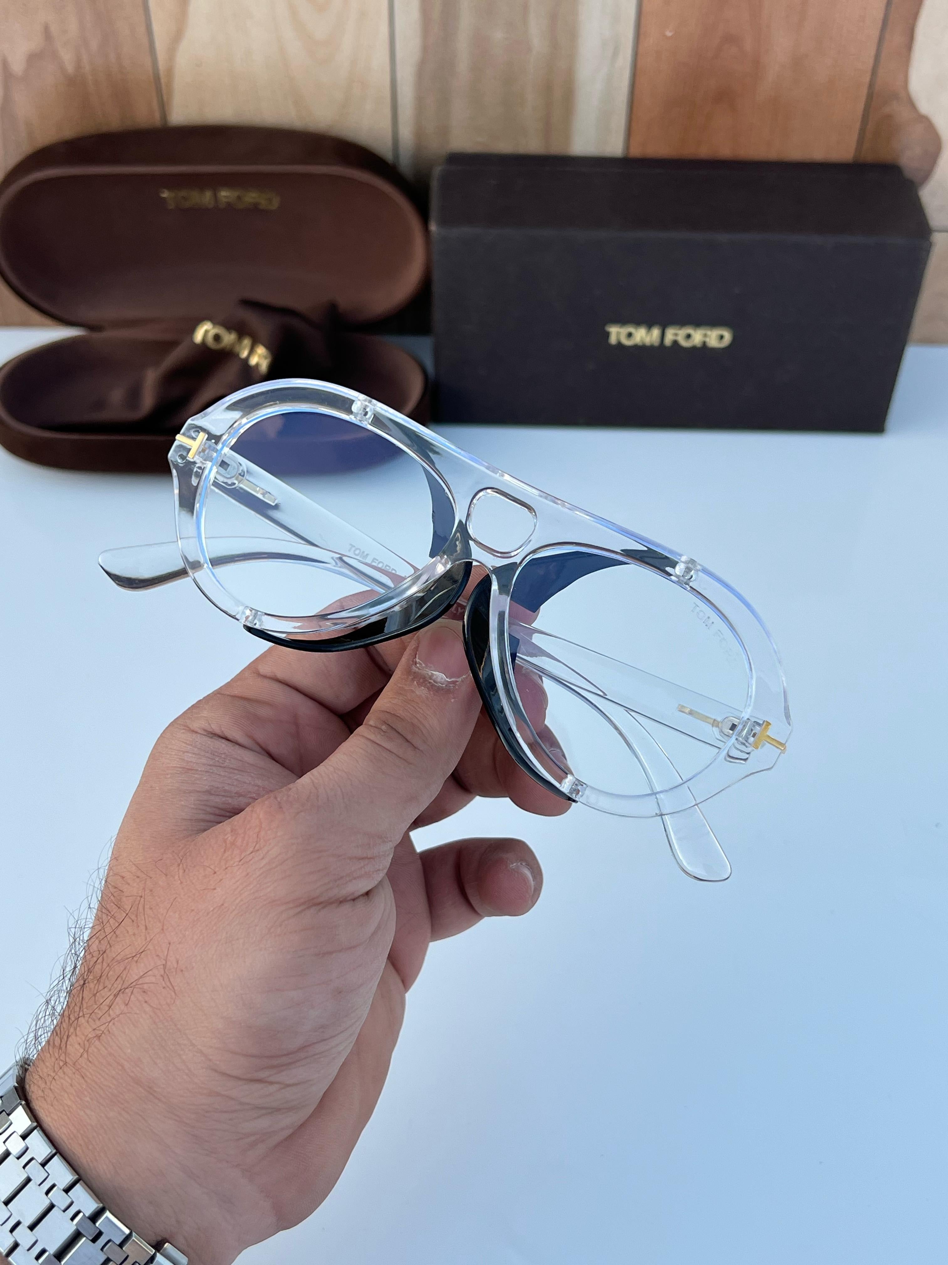 WG To_M_ford 77137 white Plano