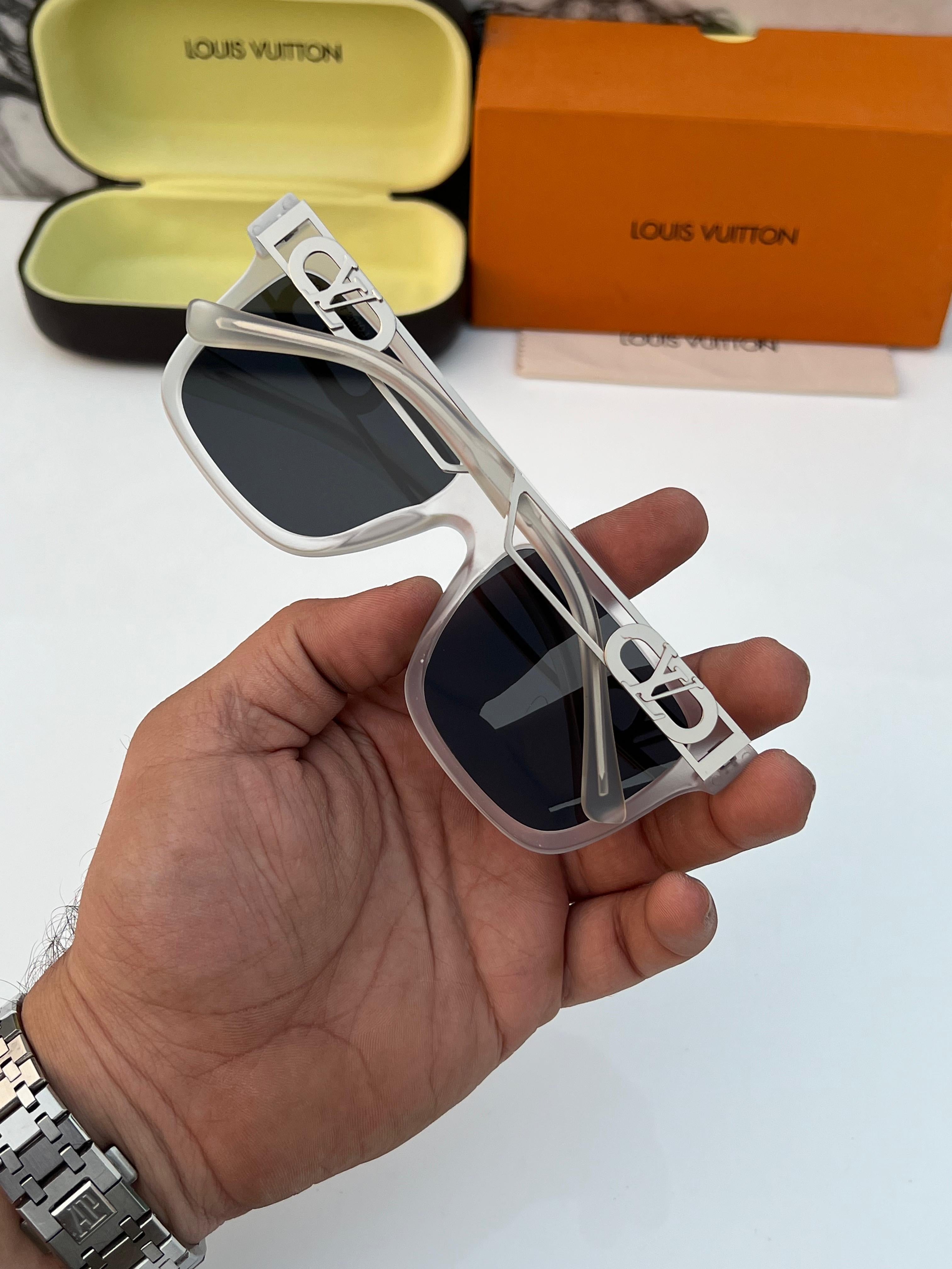 WG Lo_uis vuitton 128