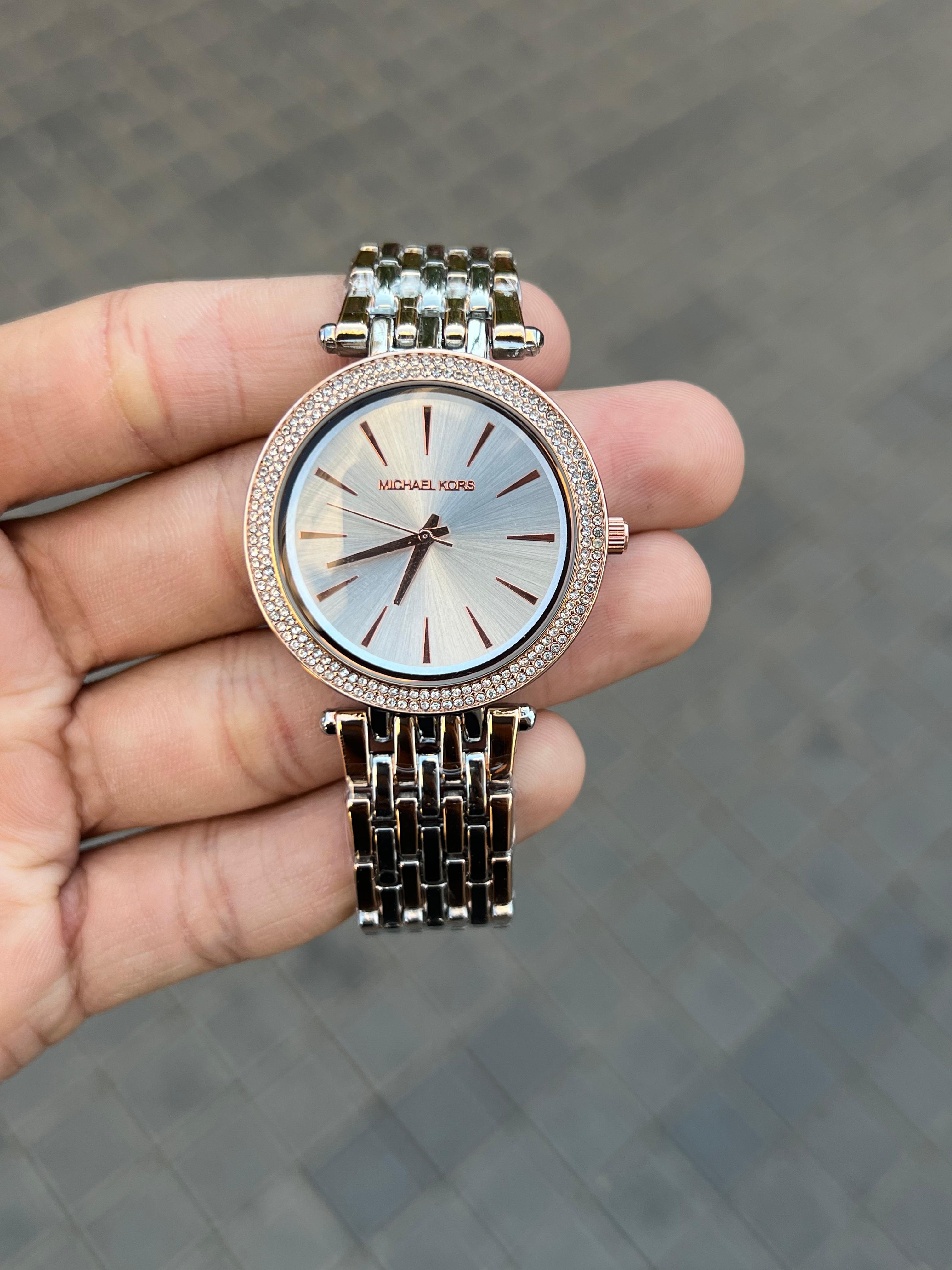 WG Miche_l Kor_s 4563