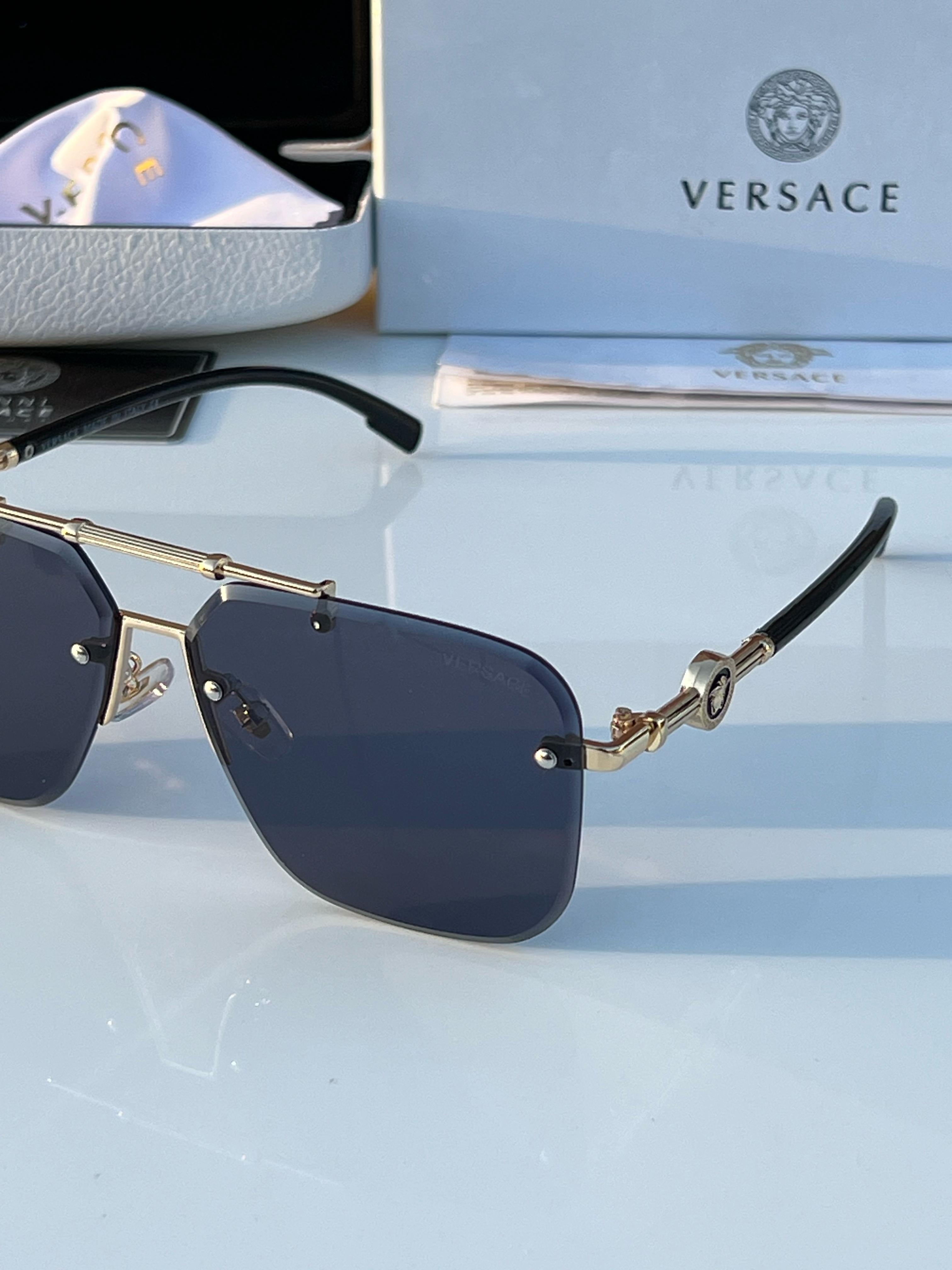 WG Ve_rsace 3196 gold black A