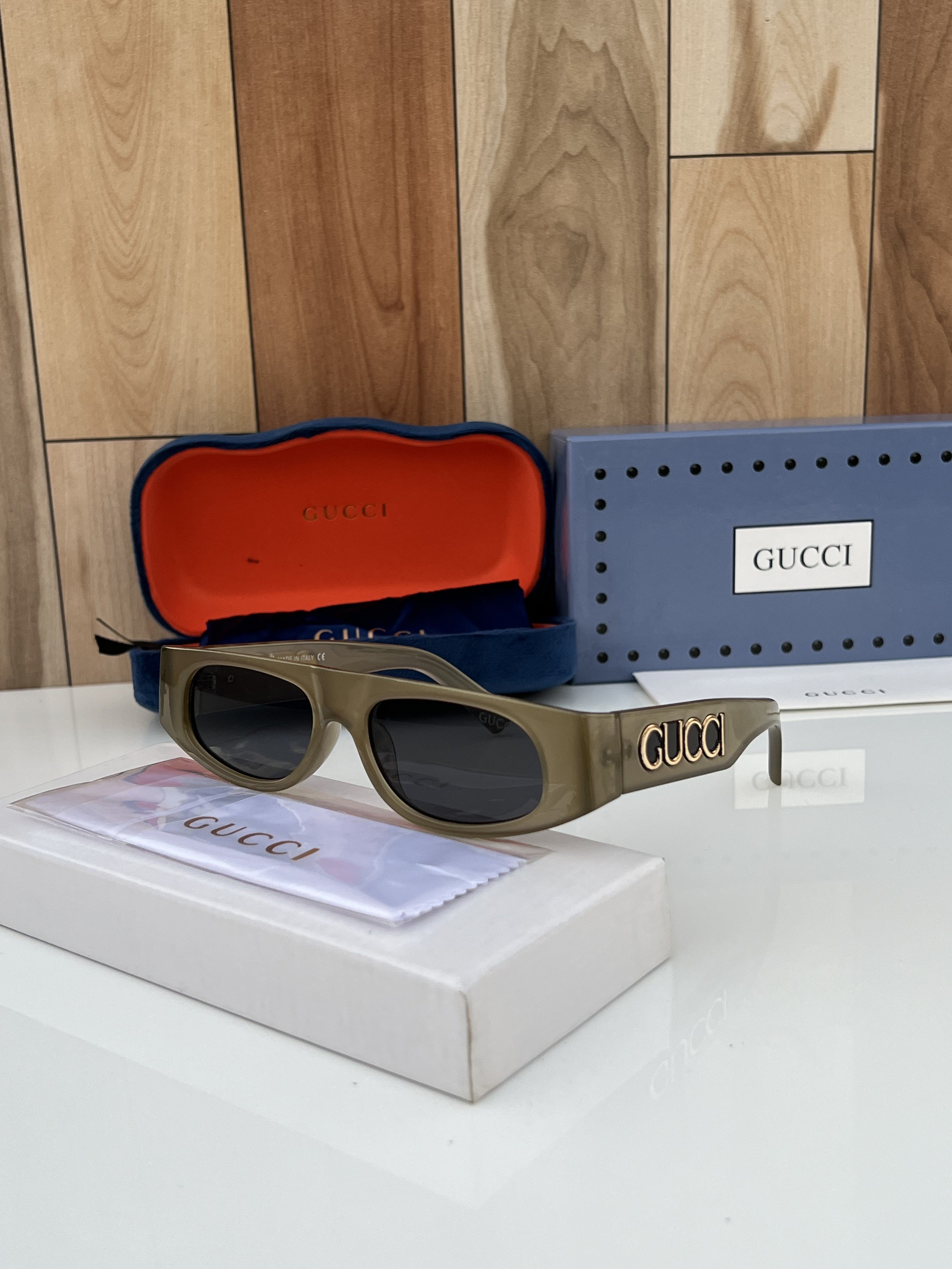 WG Gu_cci_58090_green