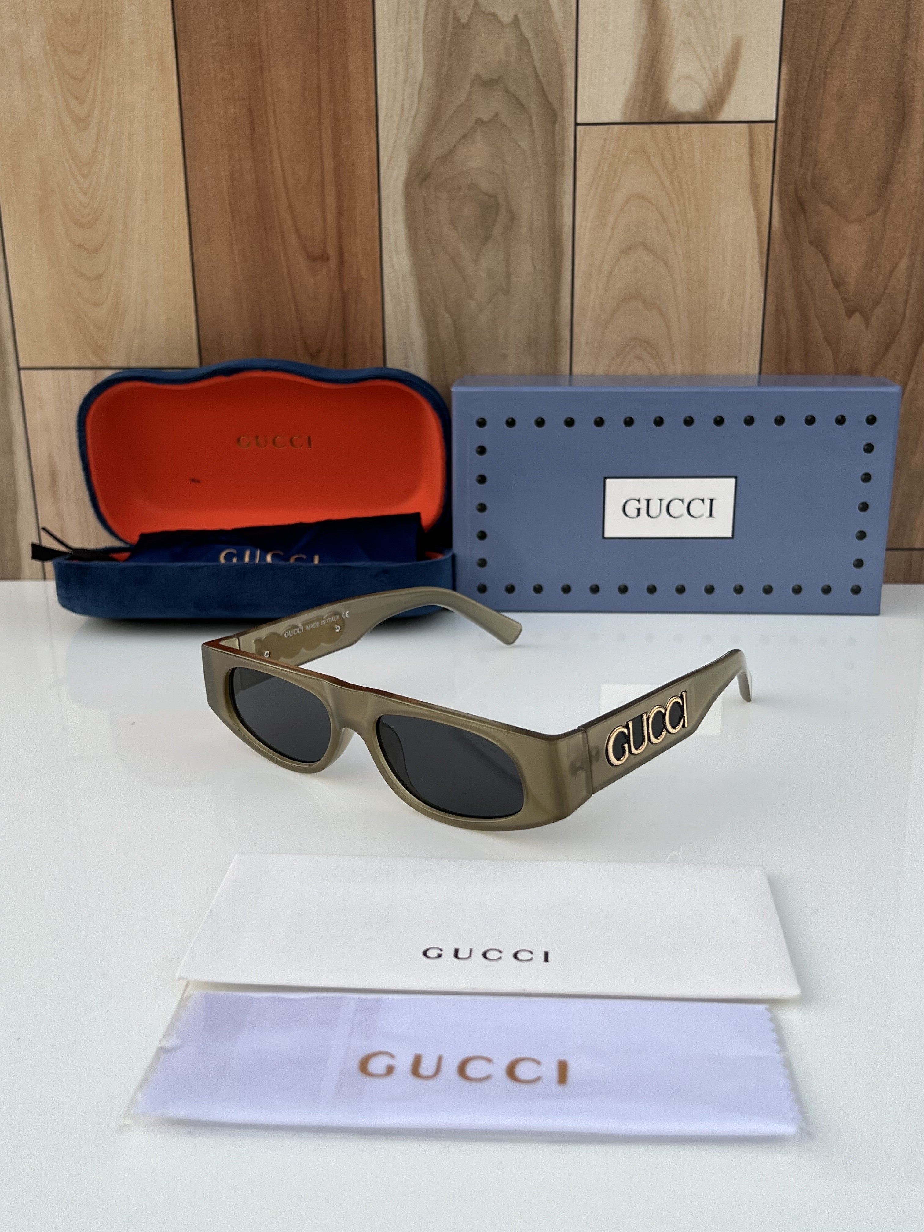 WG Gu_cci_58090_green