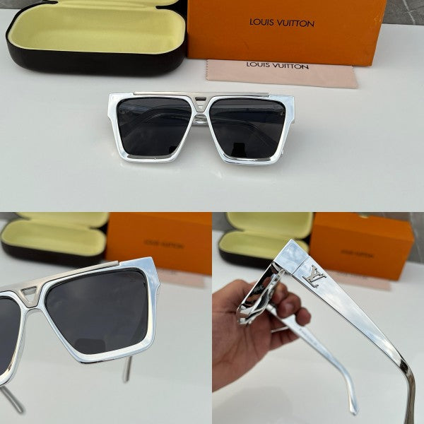 WG Lo_uis_vui_tton_1502_chrome_black