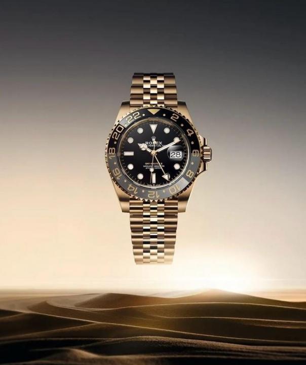 WG RLX GMT-Master II – Custom “Batman”  Bezel Golden Edition