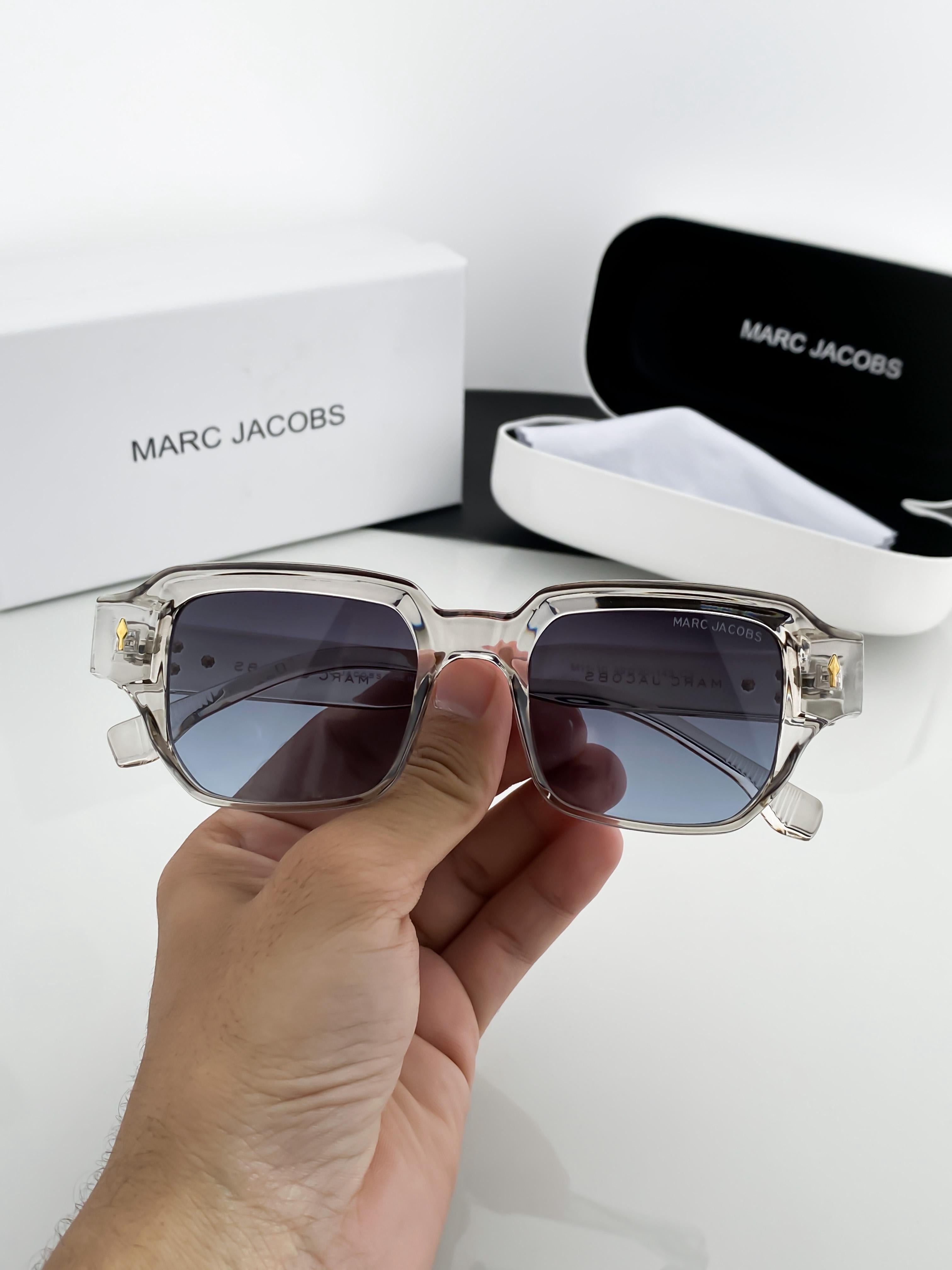 WG Mar_c_jaco_b_white