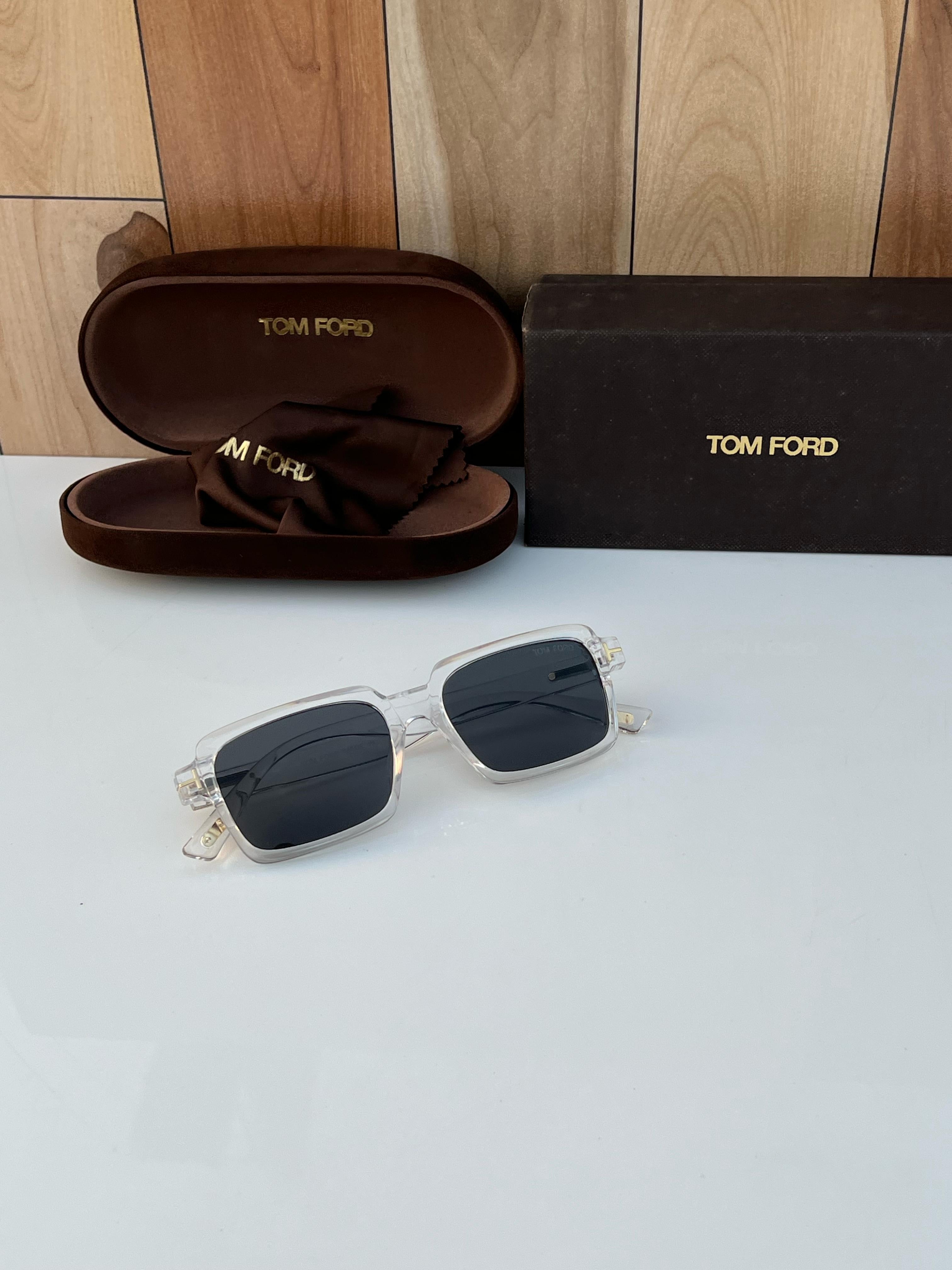 WG Tom_Ford 1146 transparent black