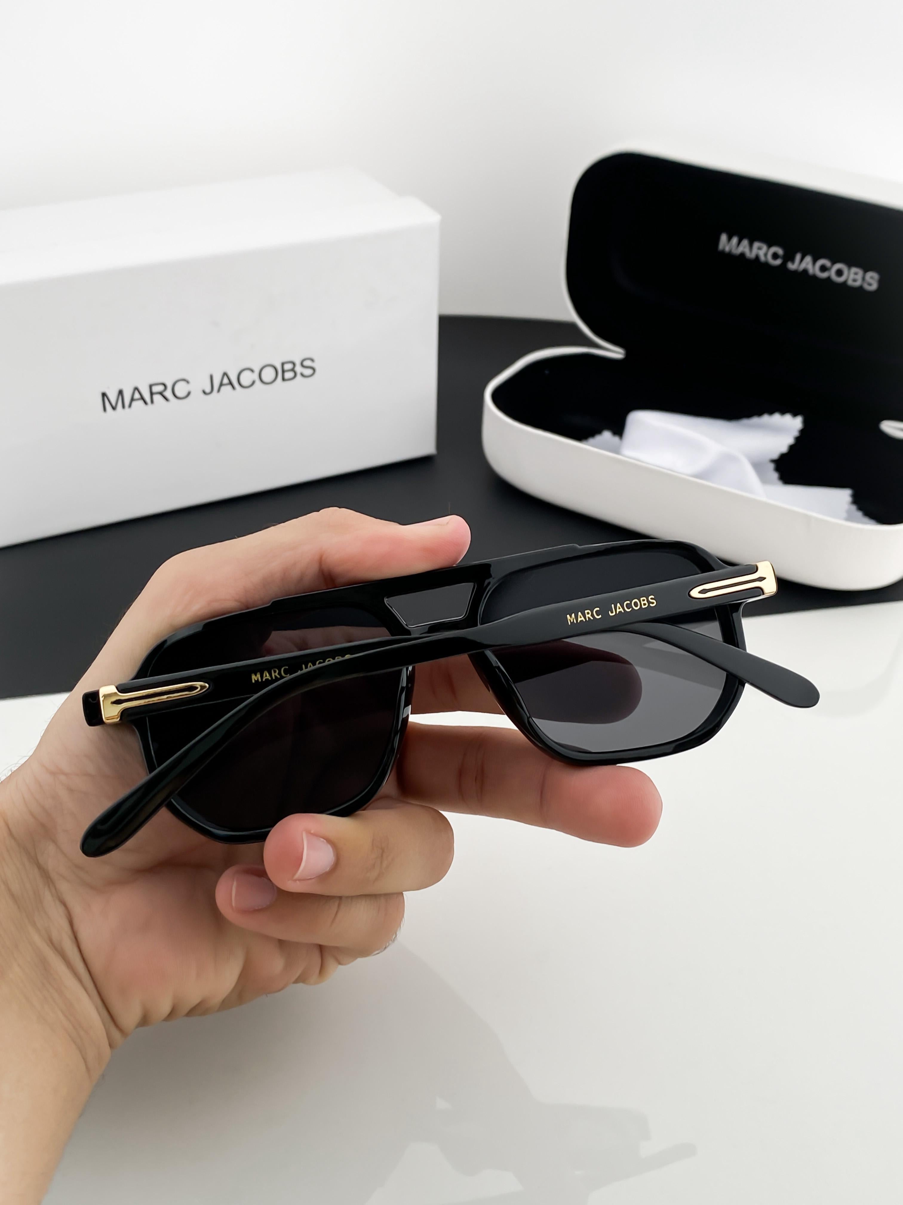 WG MA_RC JAC_OBS BLACK M11-36 B