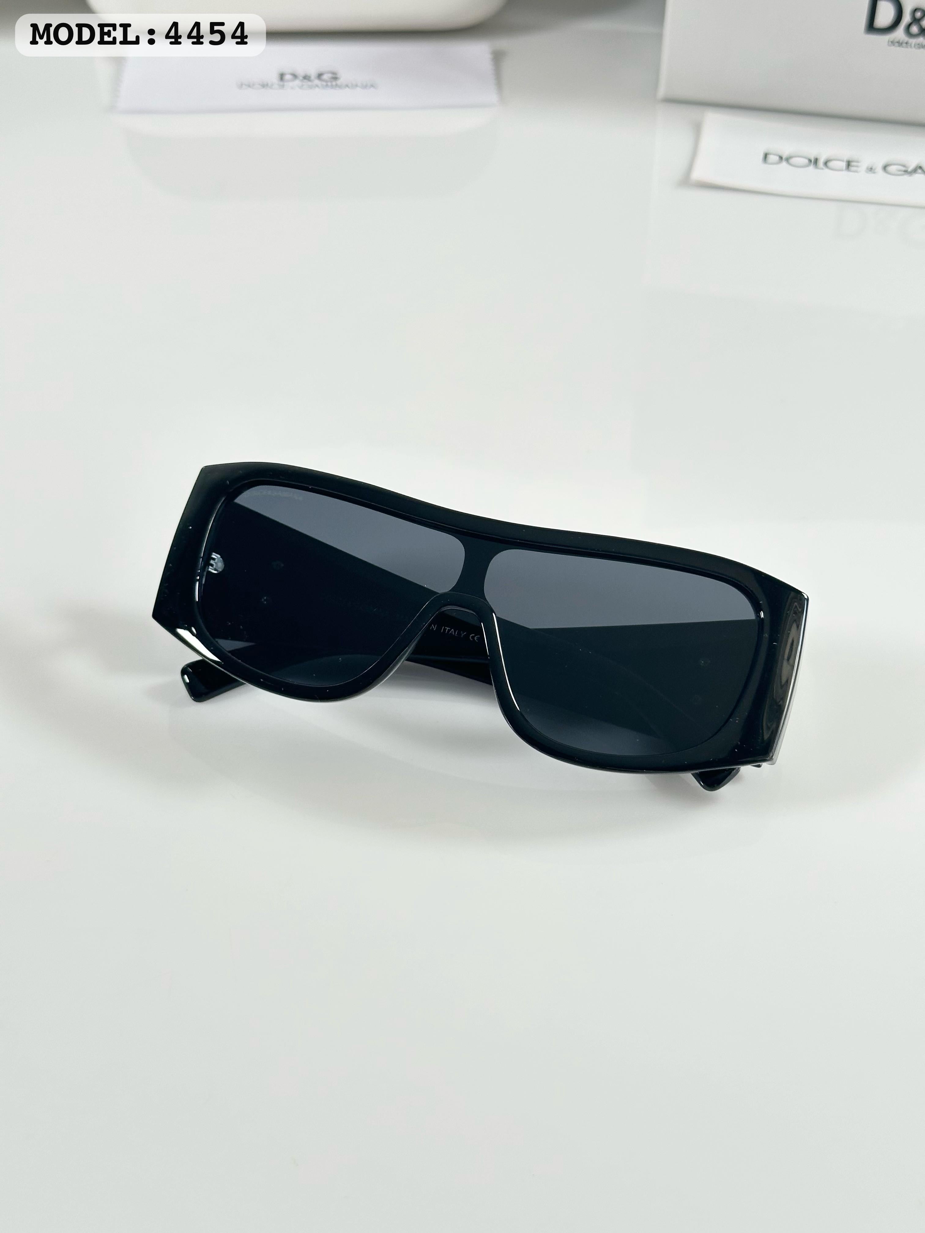 WG DO_L_CE & GABBANA 4454 BLACK GH