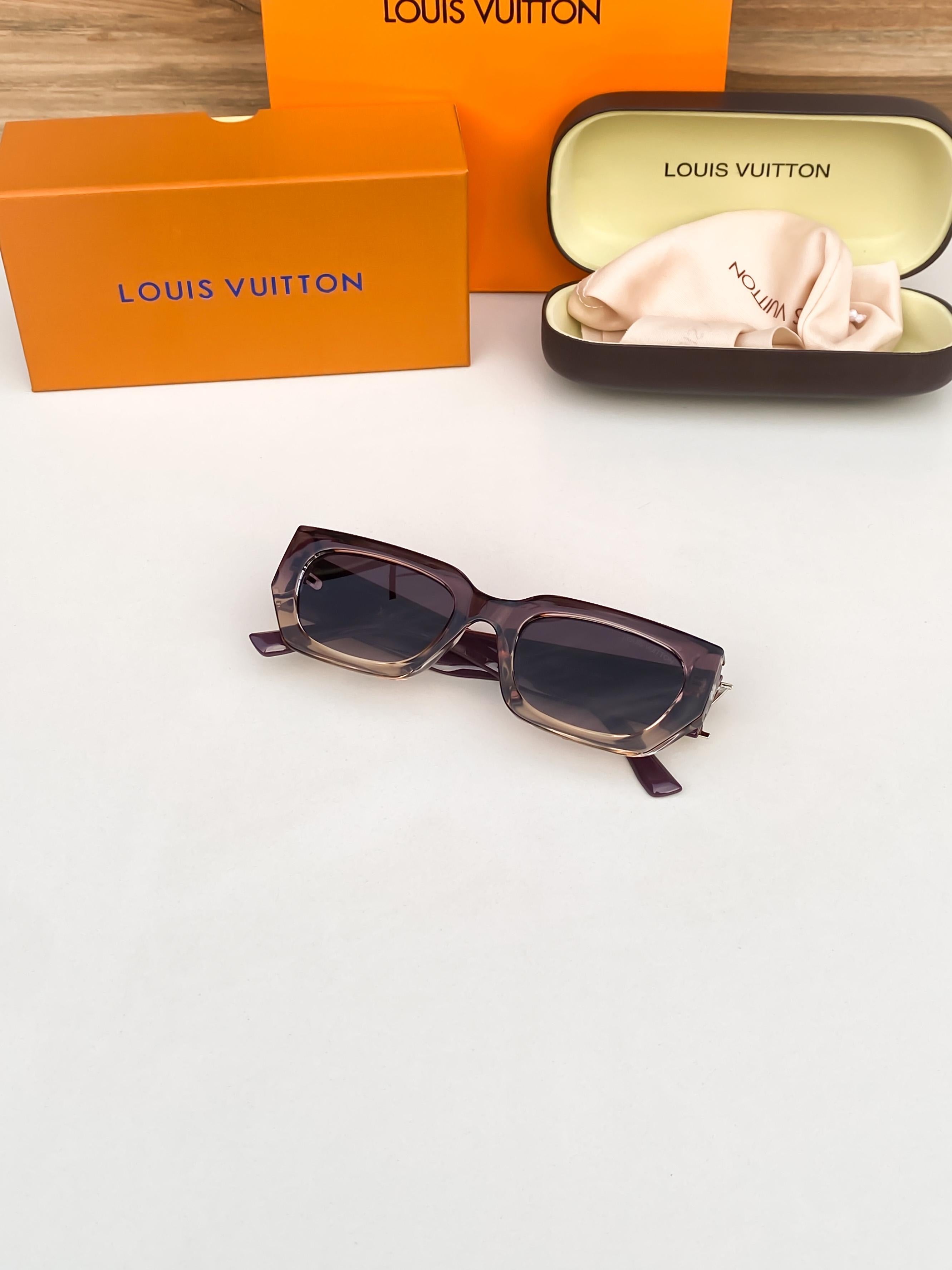 WG Lo_ uis _vui_ton brown 2324