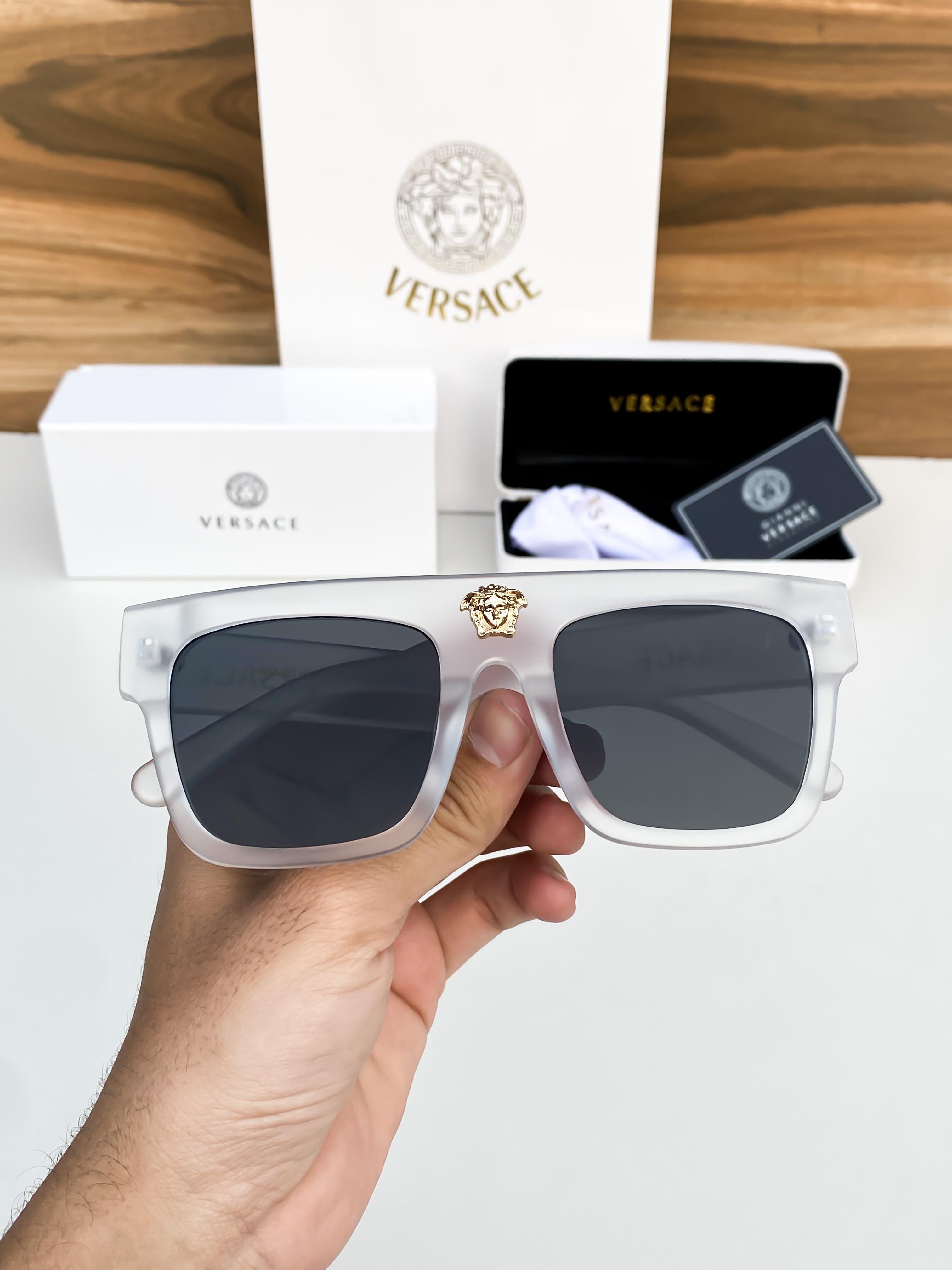 WG VER_sace white black 0898