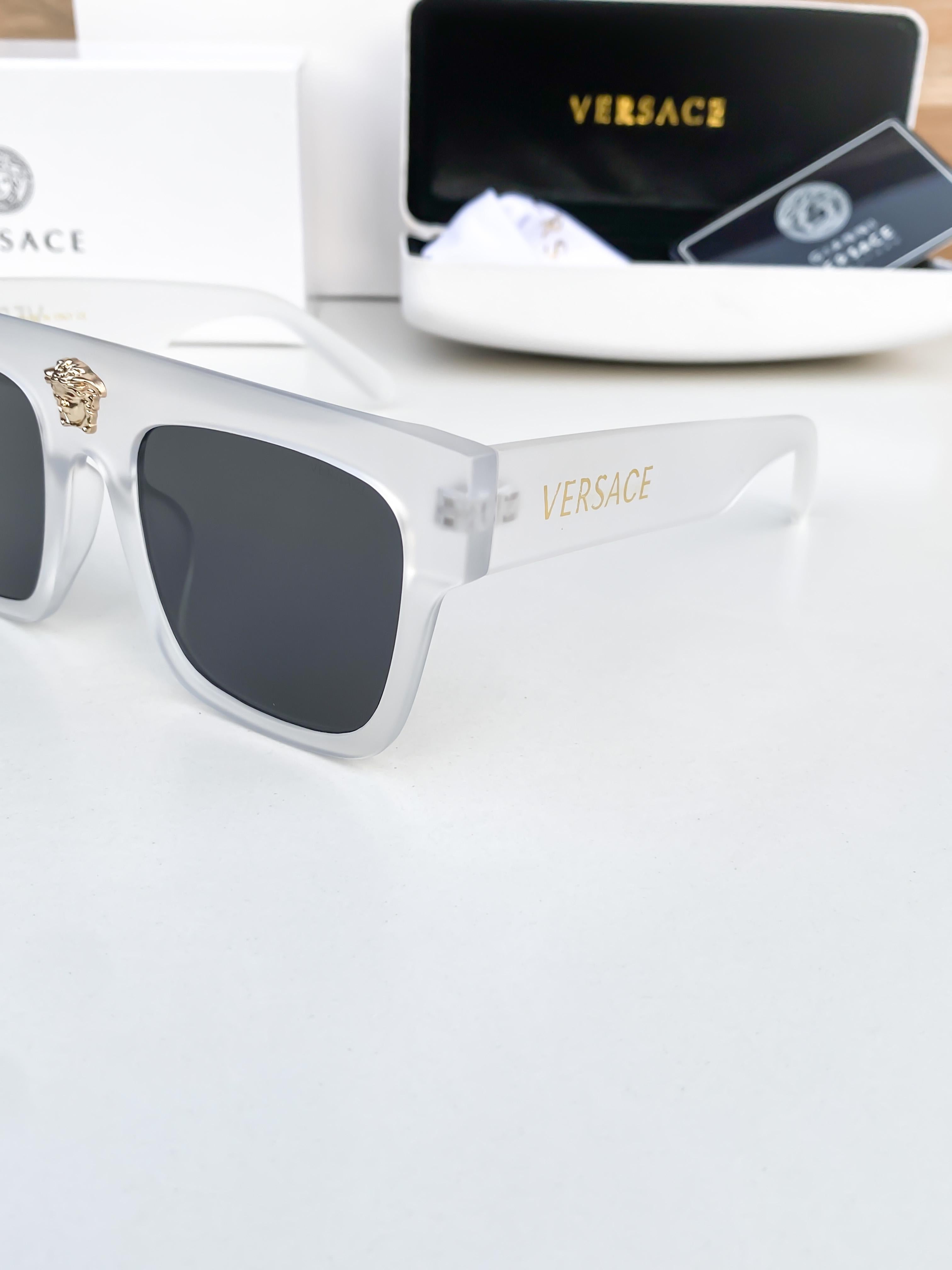 WG VER_sace white black 0898