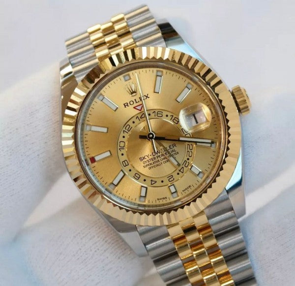 WG Rlx 7A Sky Dweler Watch Golden