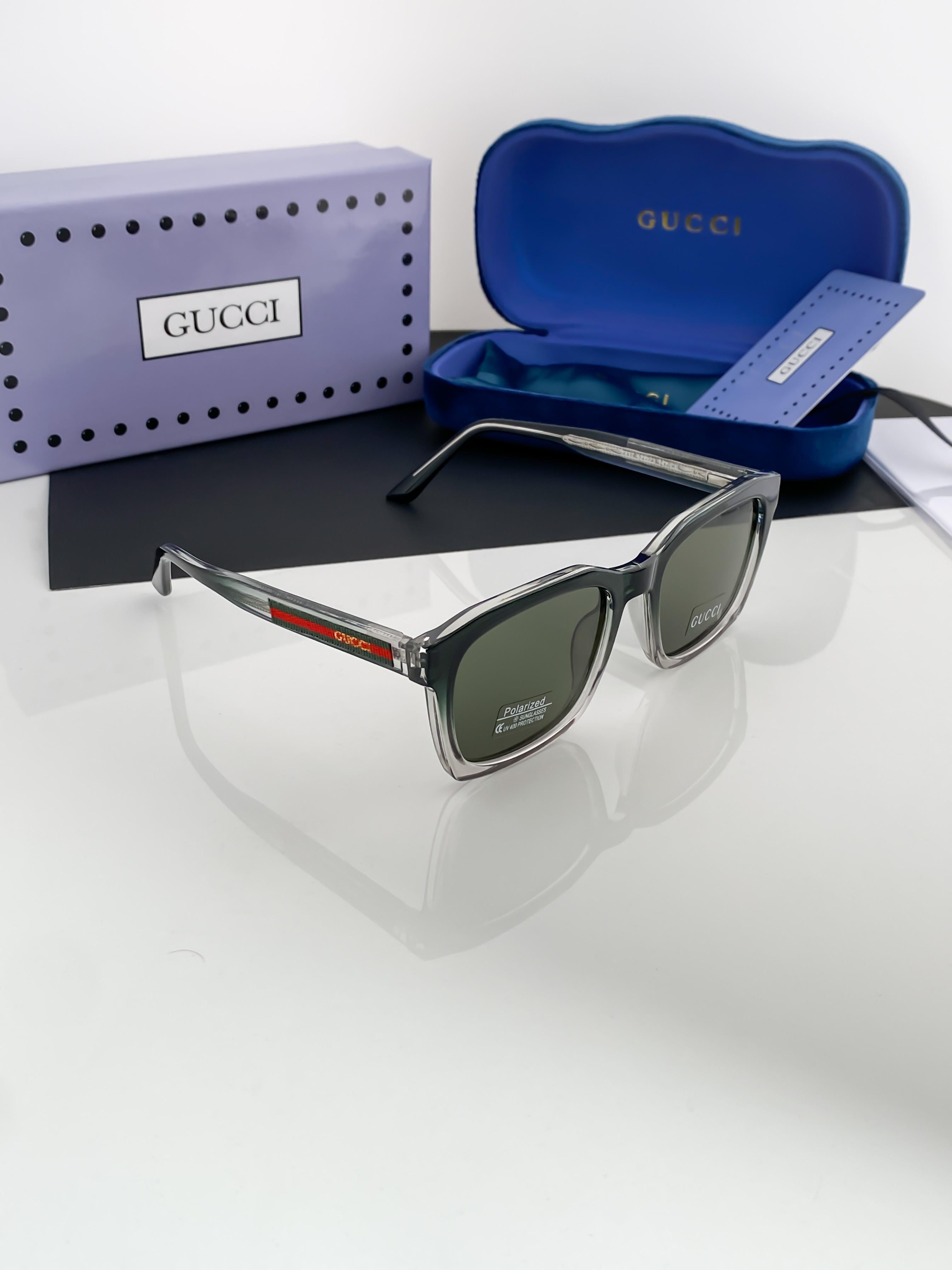 WG GU_C_CI GREEN 7727 B