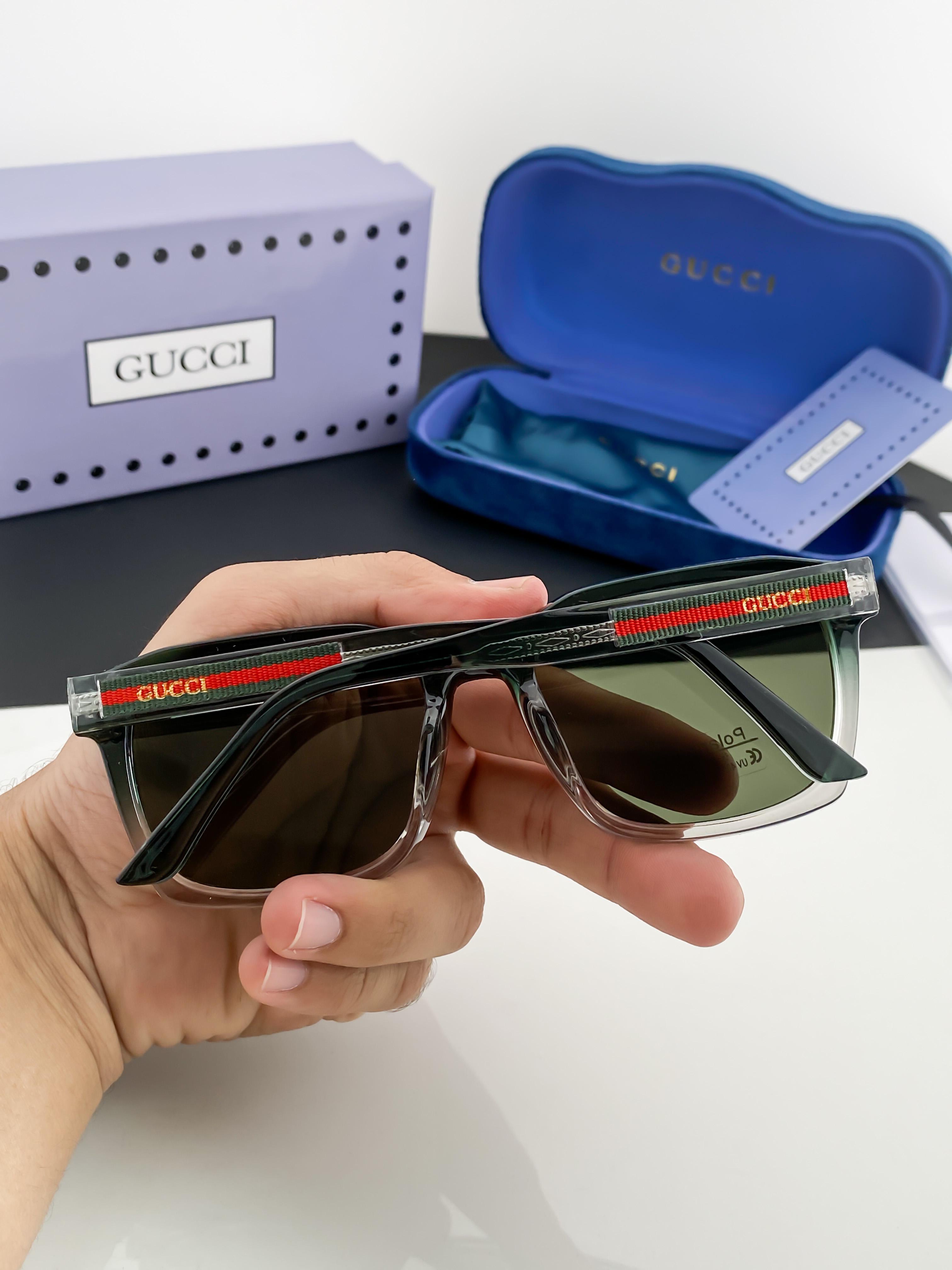 WG GU_C_CI GREEN 7727 B