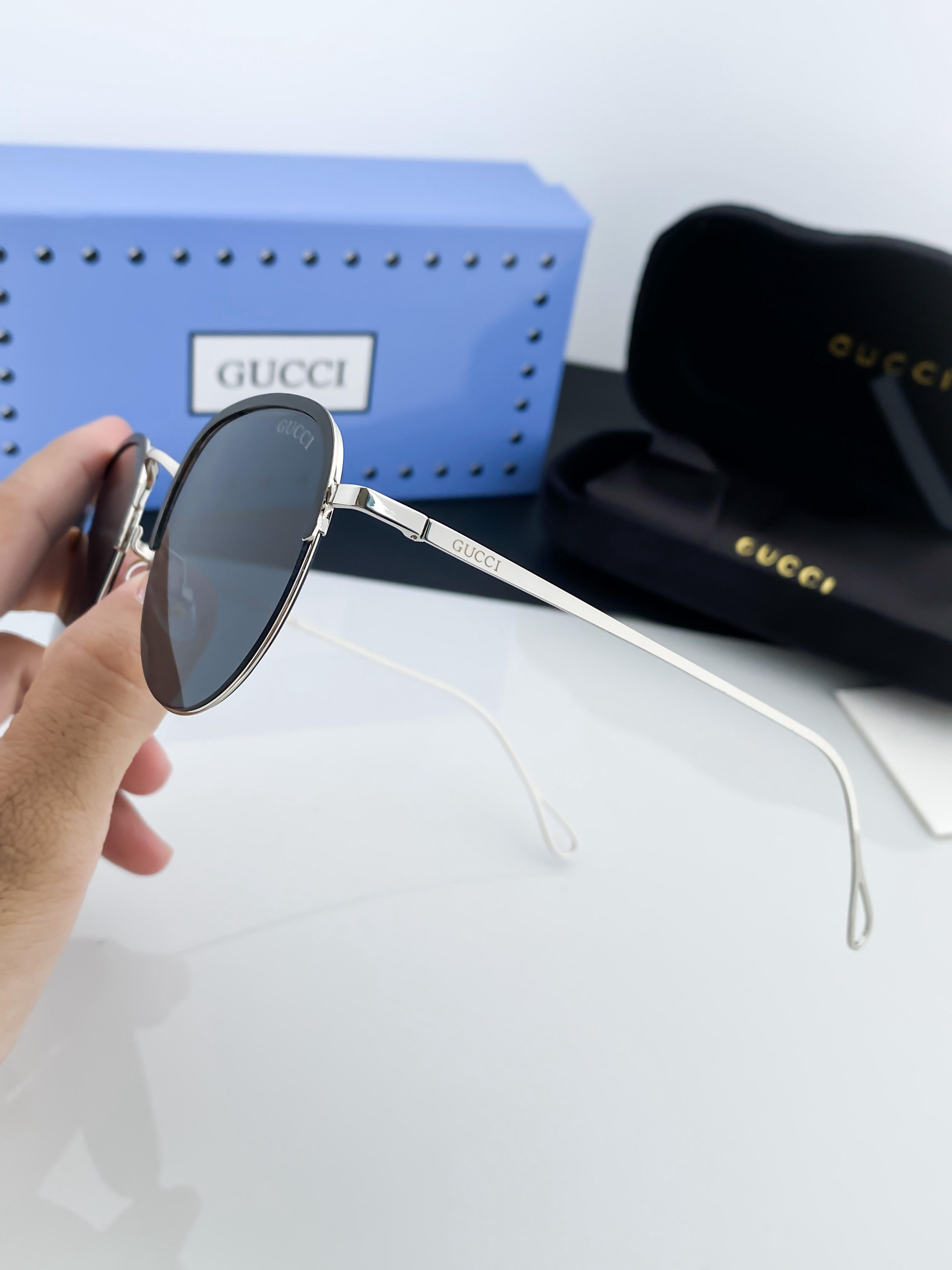 WG GU_C_CI SILVER BLACK 551 B