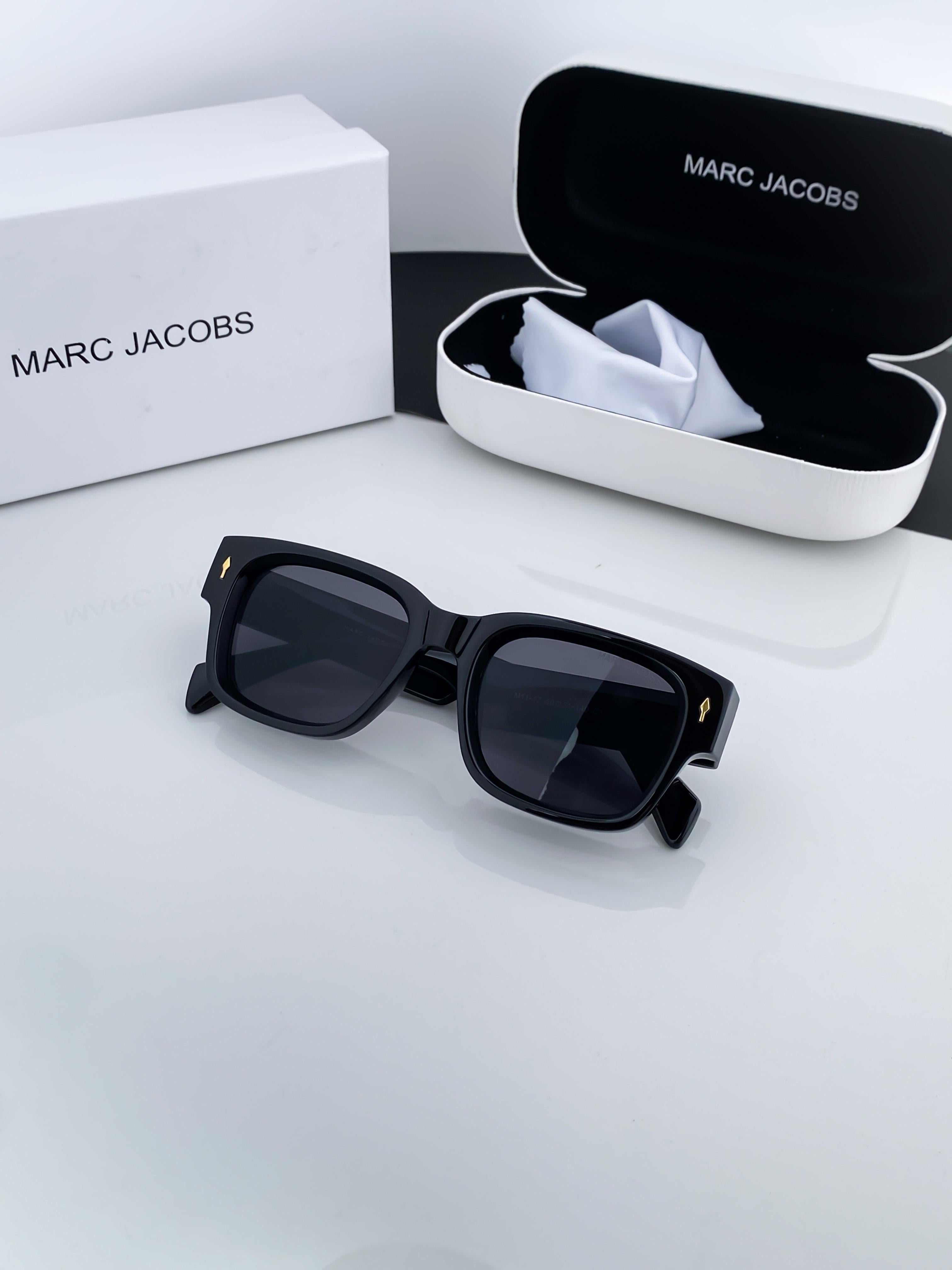 WG MA_R_C JA_CO_BS BLACK 11-17 B