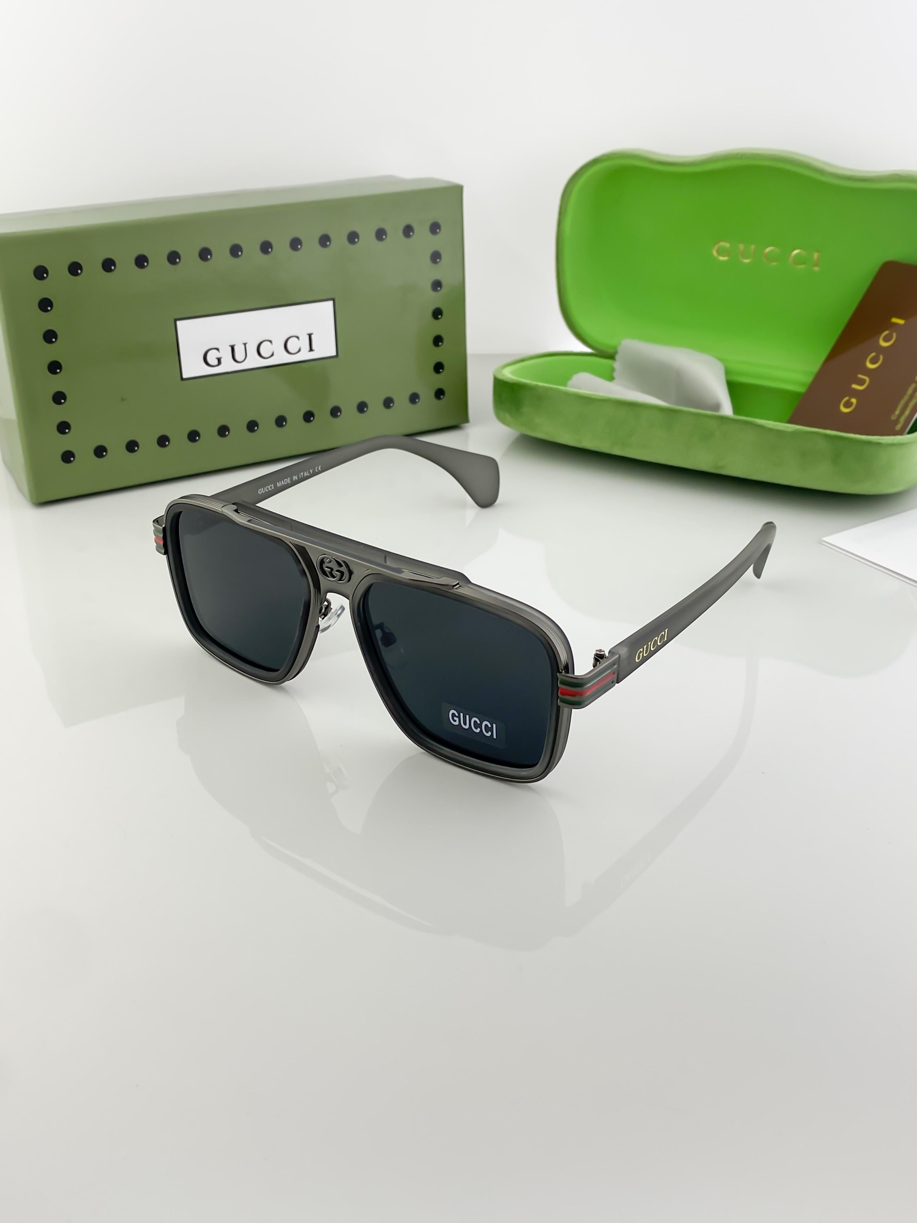 WG GU_CC_I GREY 1295 B