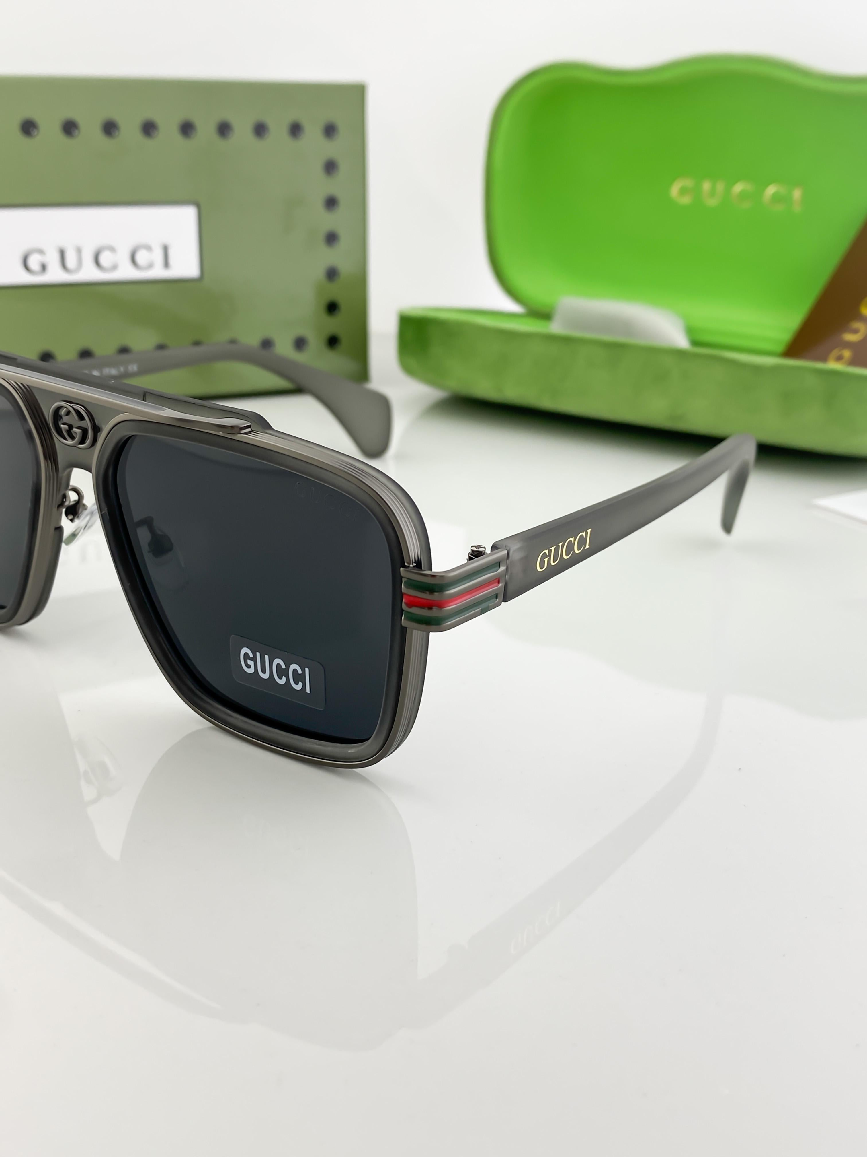 WG GU_CC_I GREY 1295 B