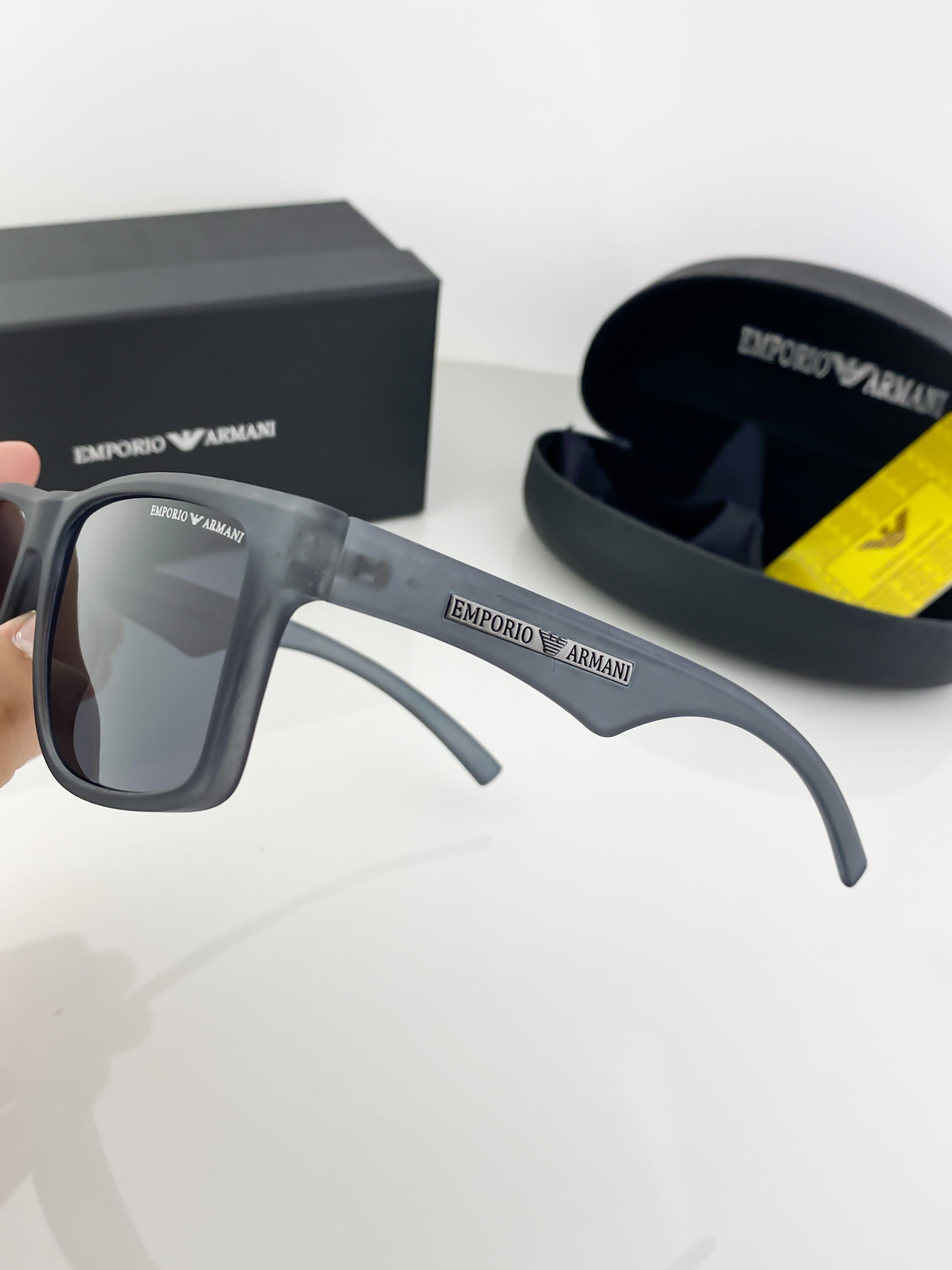 WG AR_MA_NI GREY 221 B