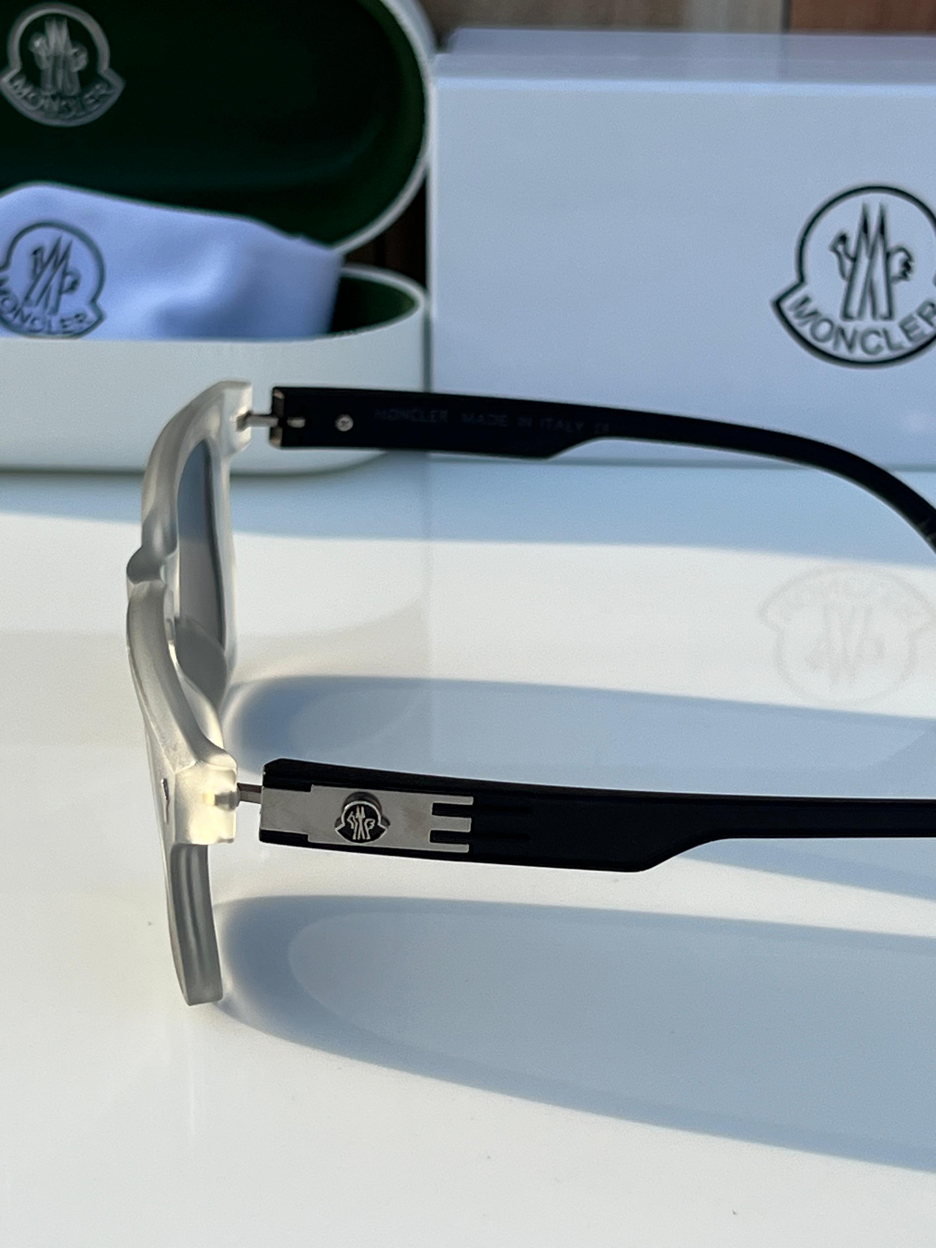 WG Mo_nc_ler 7507 grey black A