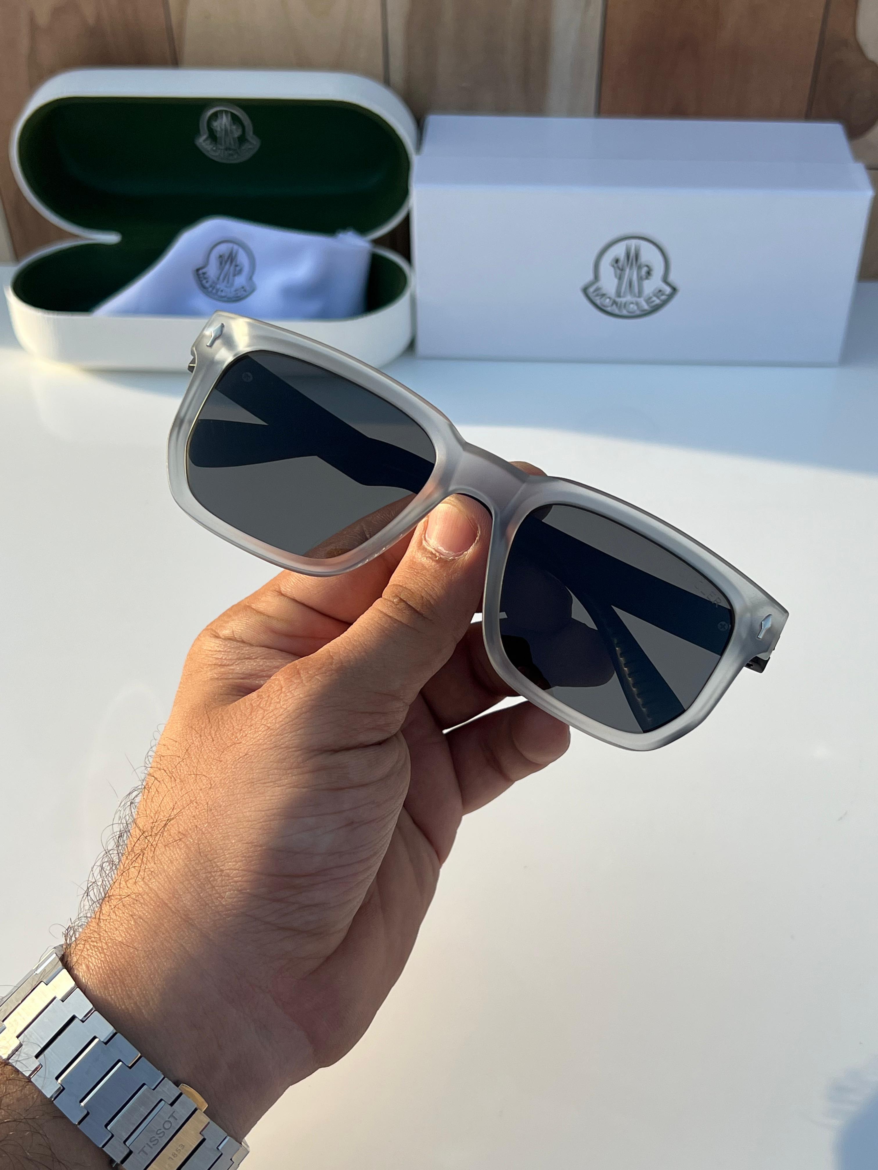 WG Mo_nc_ler 7507 grey black A