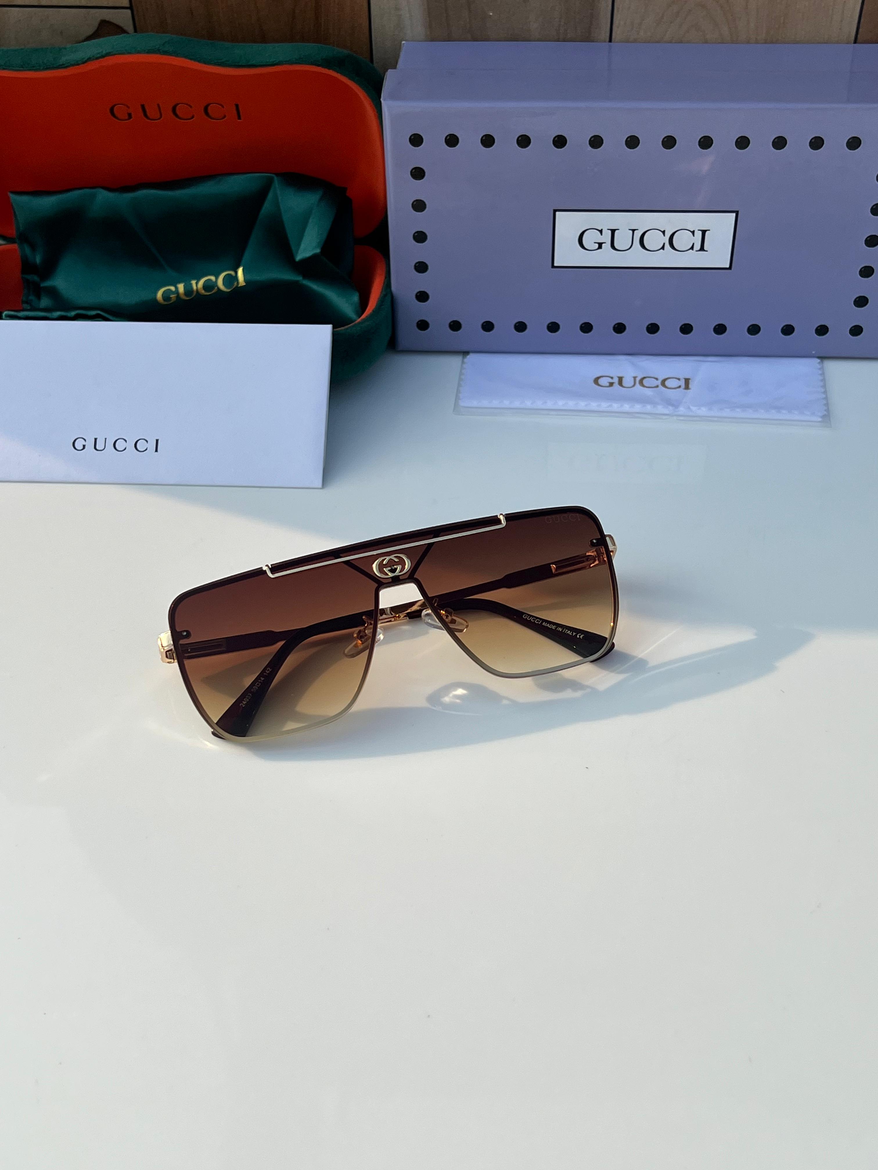 WG G_cci 24037 gold brown A