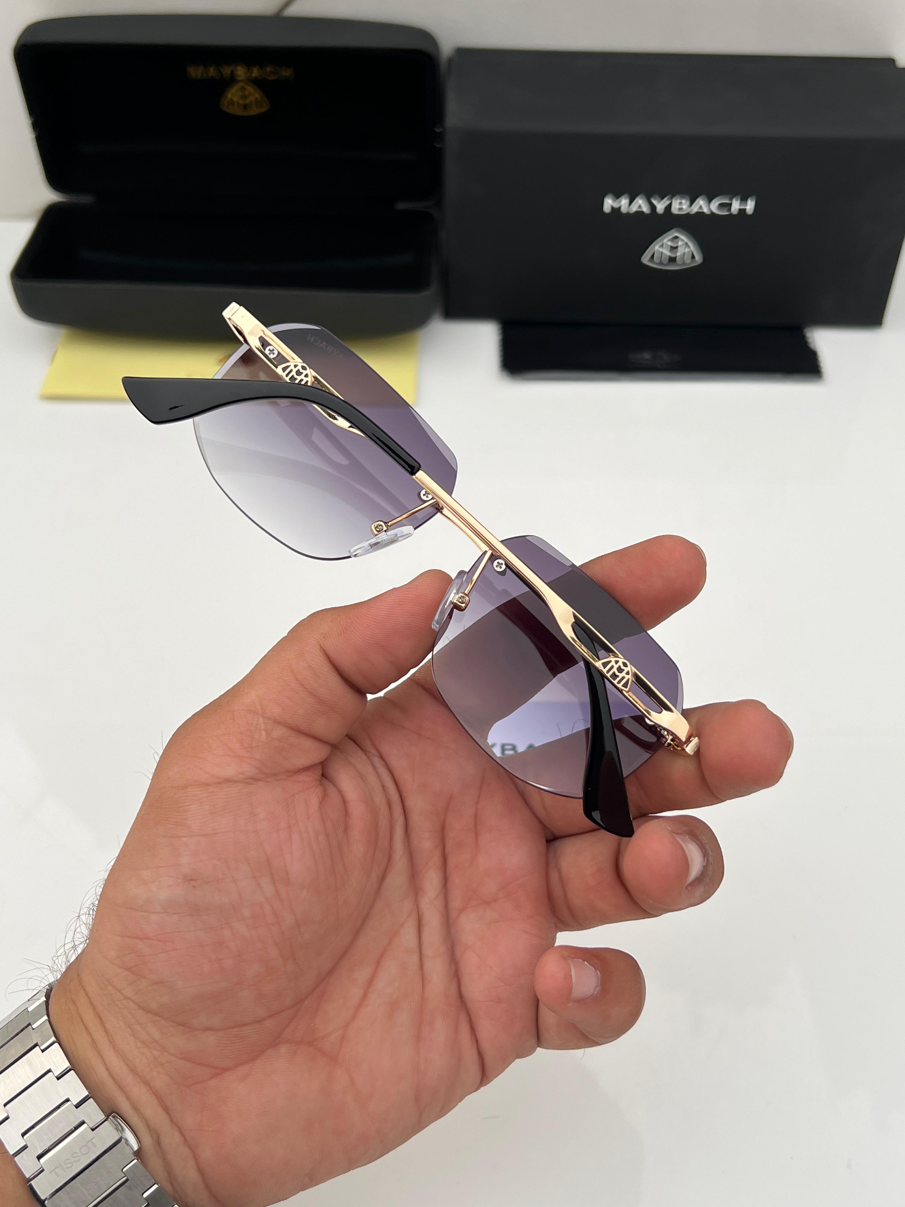 WG May 4051 gold black shaded A