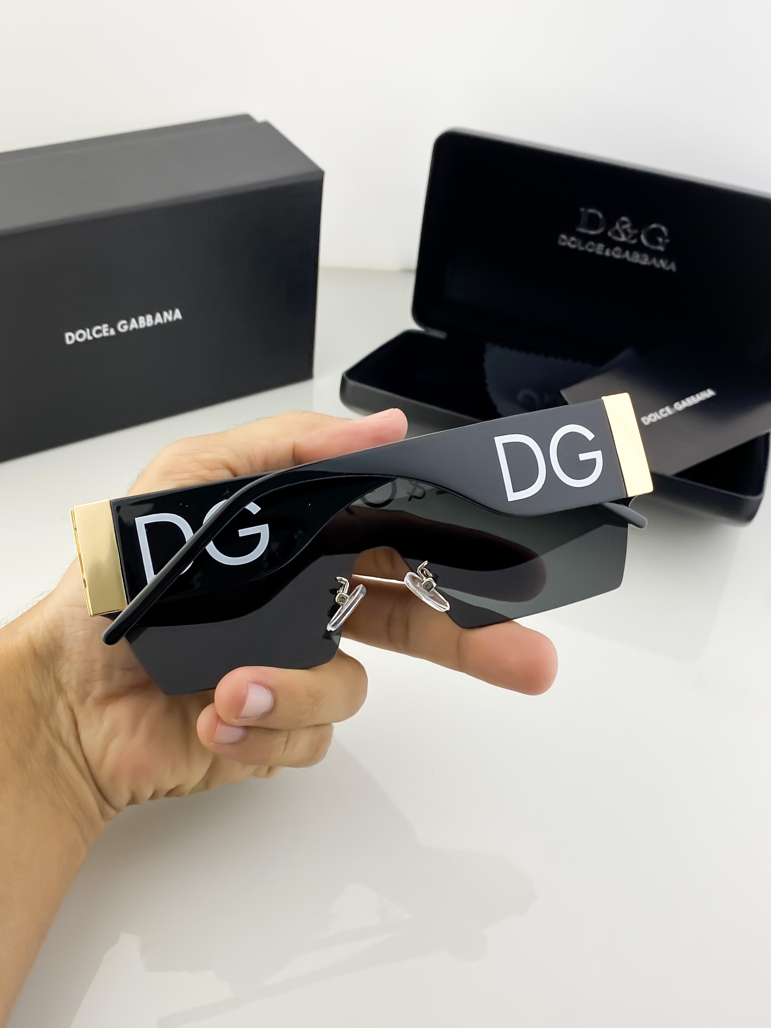 WG DOL  GOLD BLACK 6864 B