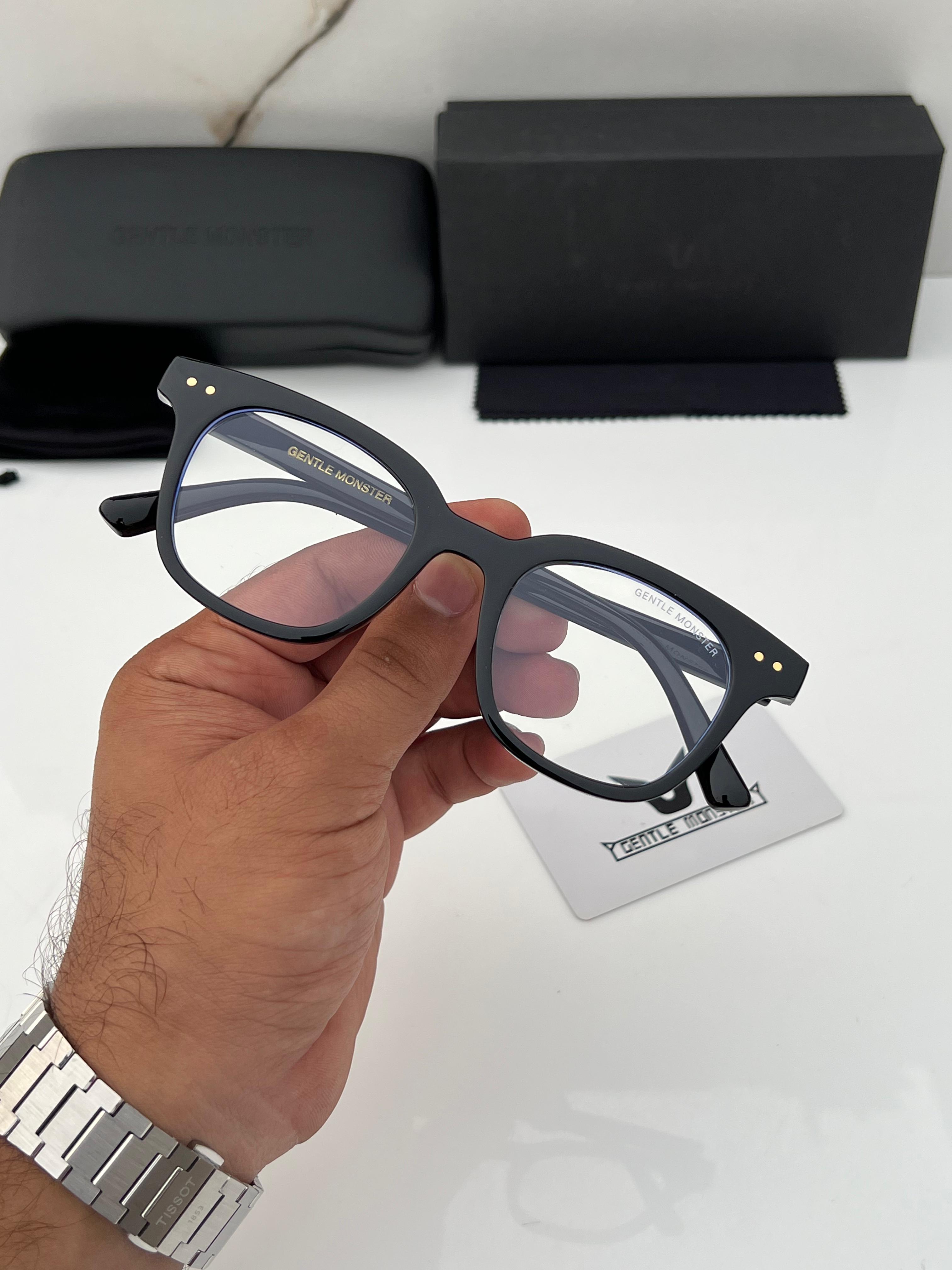 WG Gen black plano  A