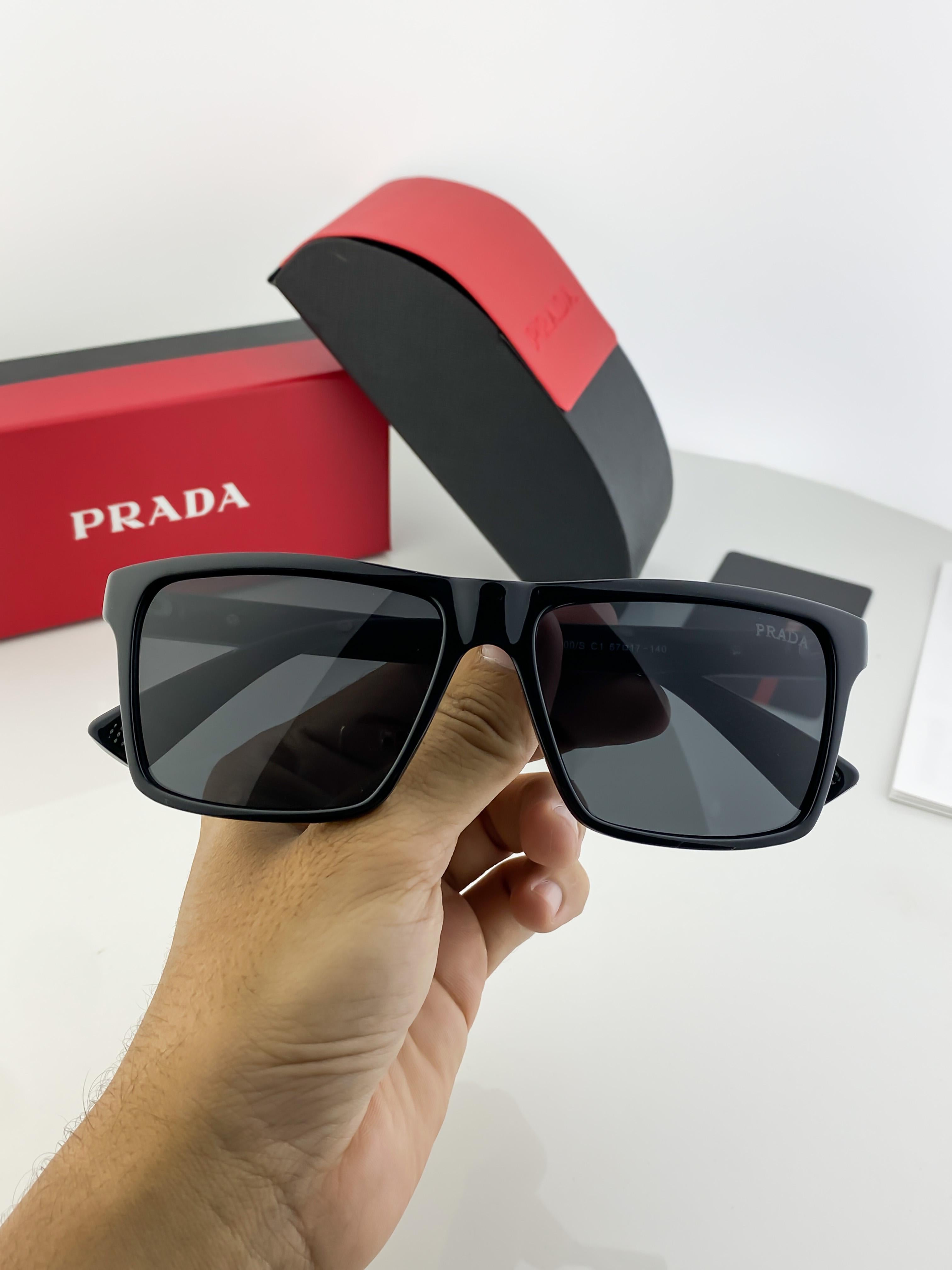 WG PRA BLACK S1000 B