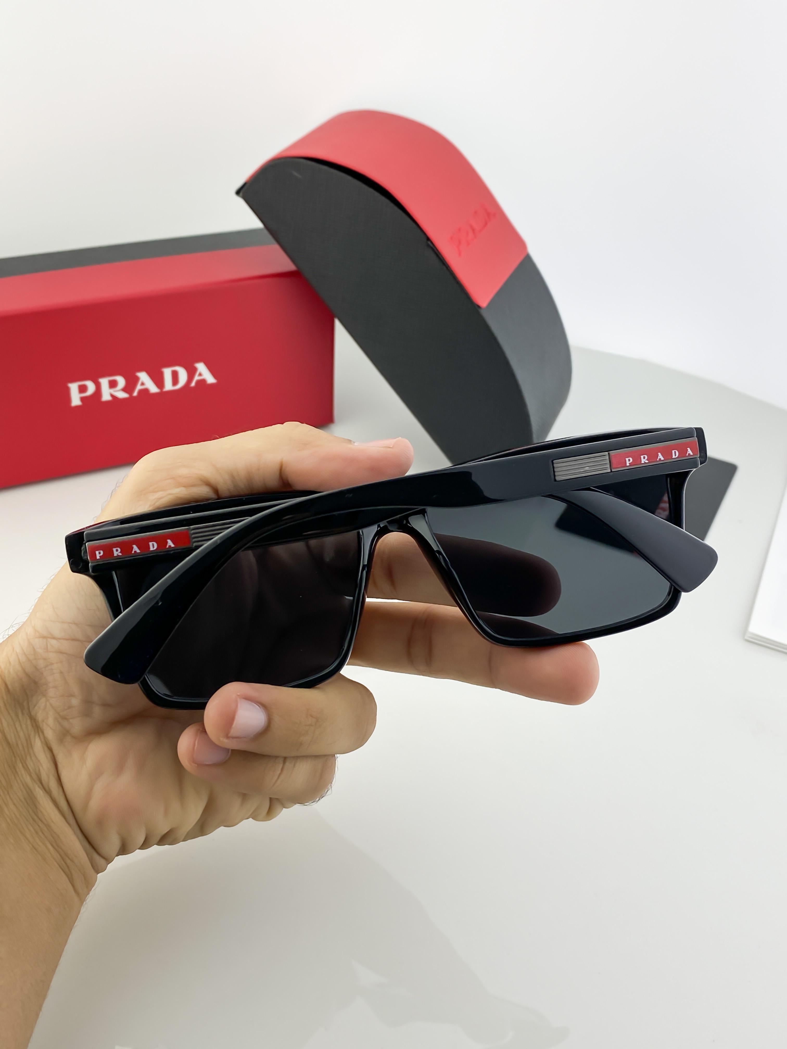 WG PRA BLACK S1000 B