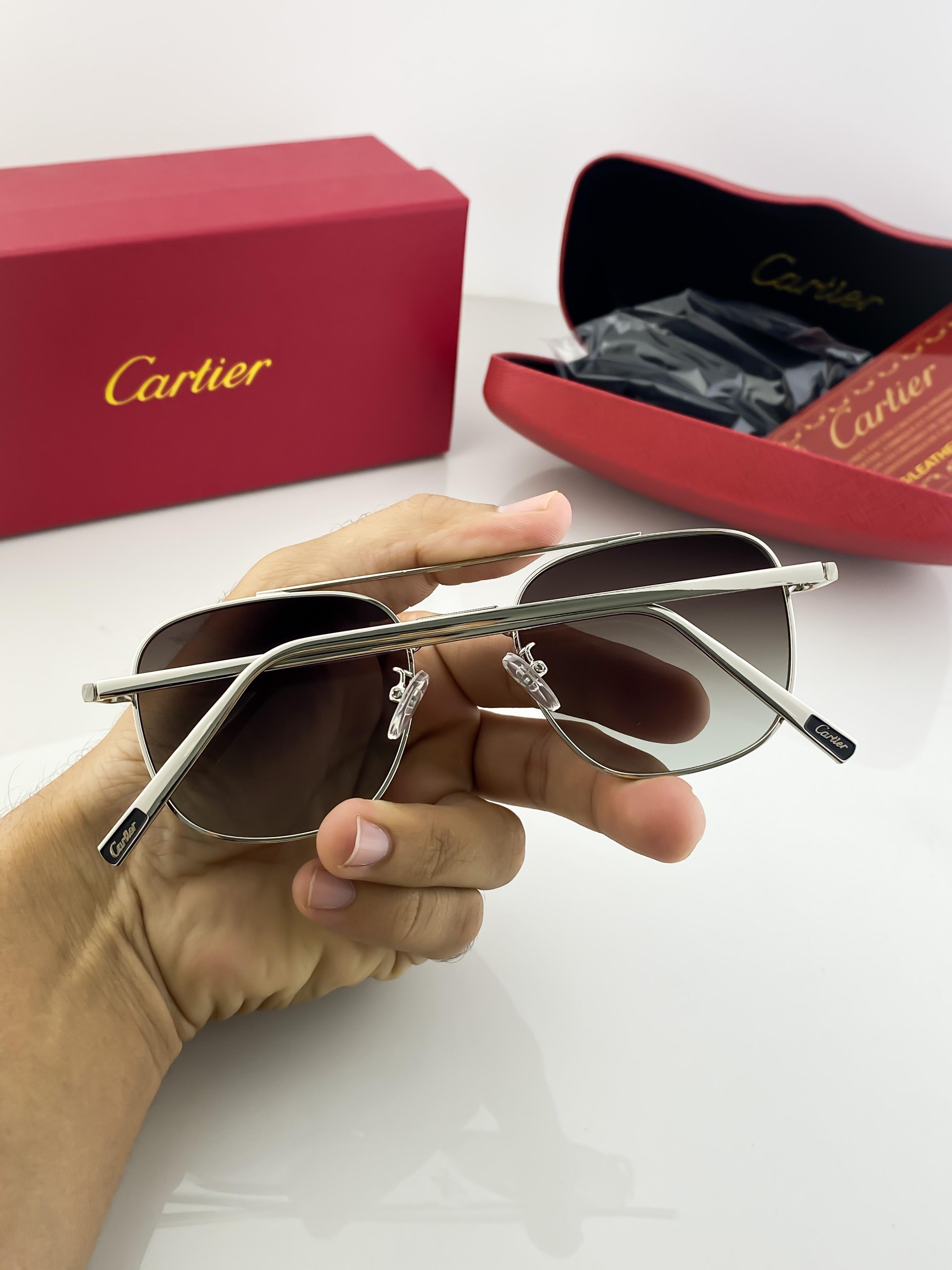 WG CAR SILVER BLACK 7947 B