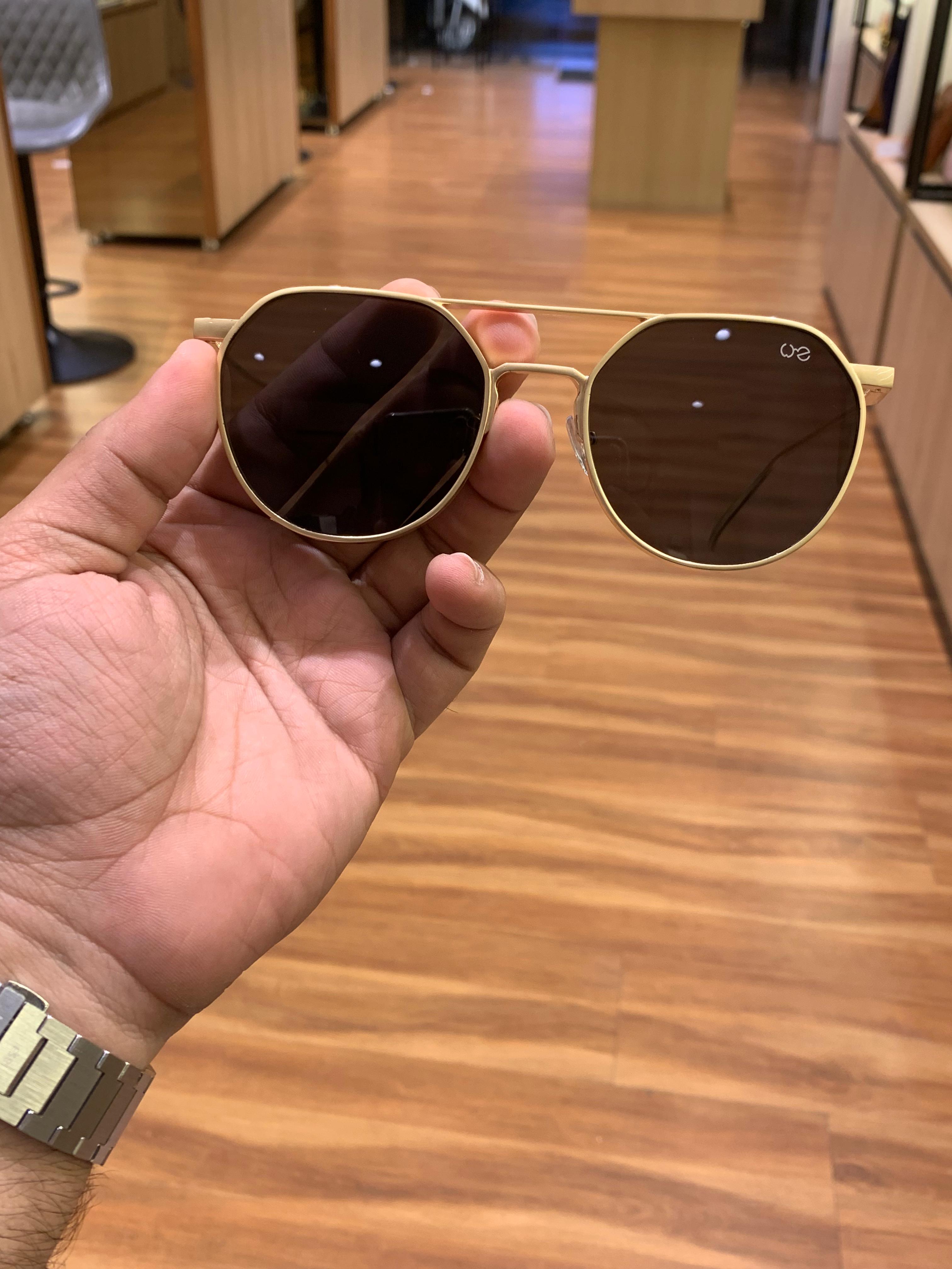 WG Wil metal gold black  A