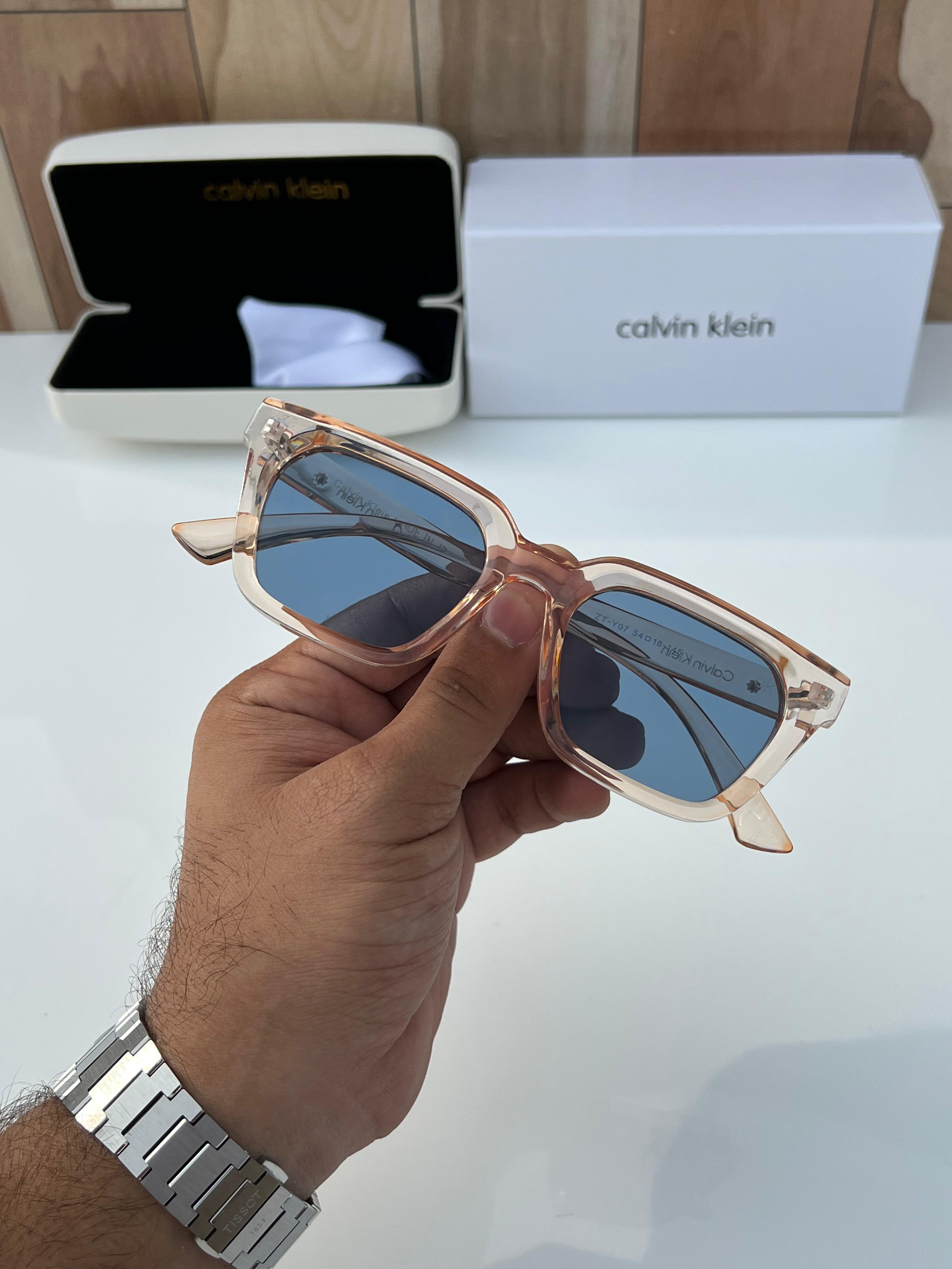 WG Cal  Y07 orange blue  A