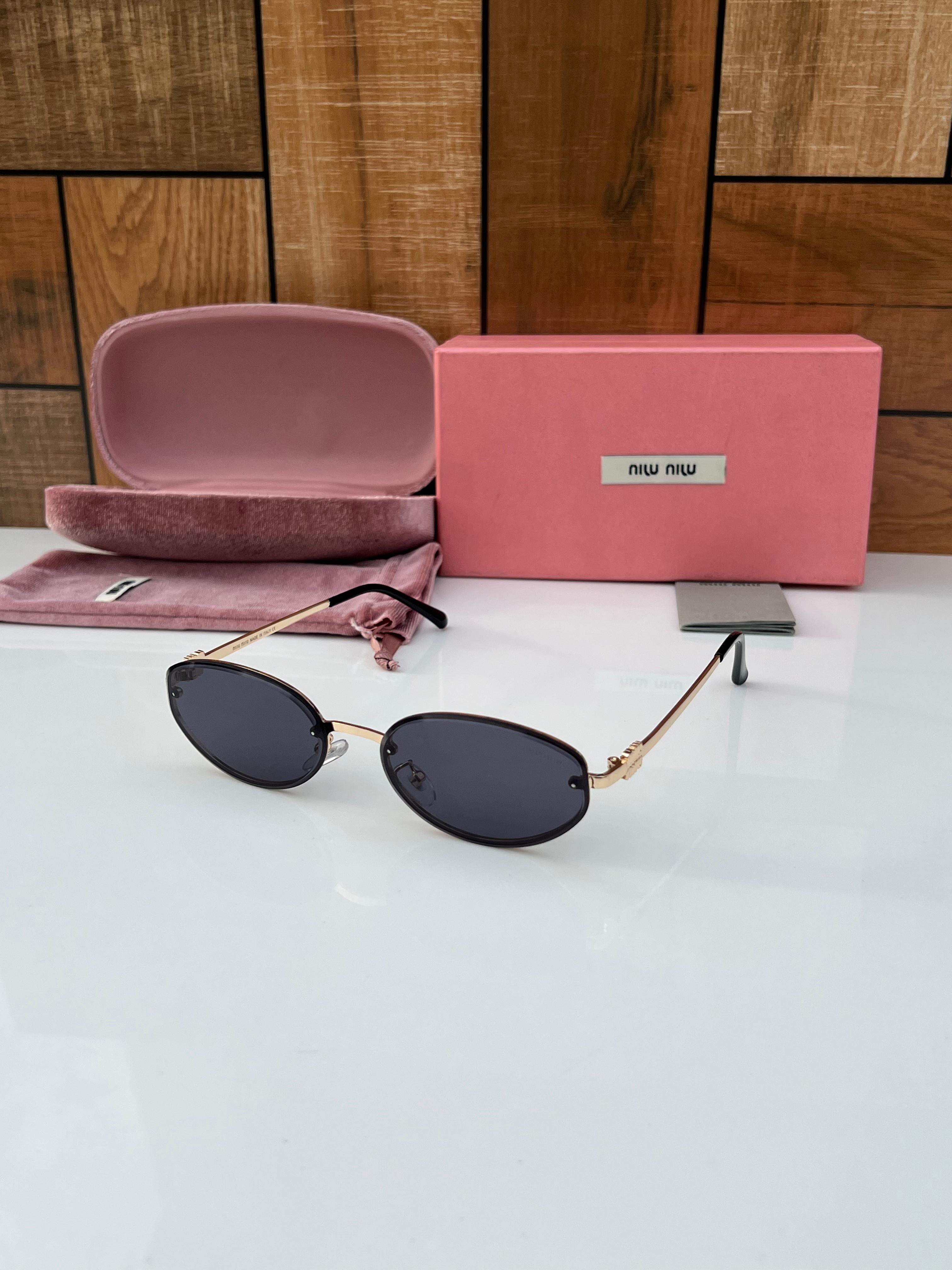 WG Mi 4128 gold black