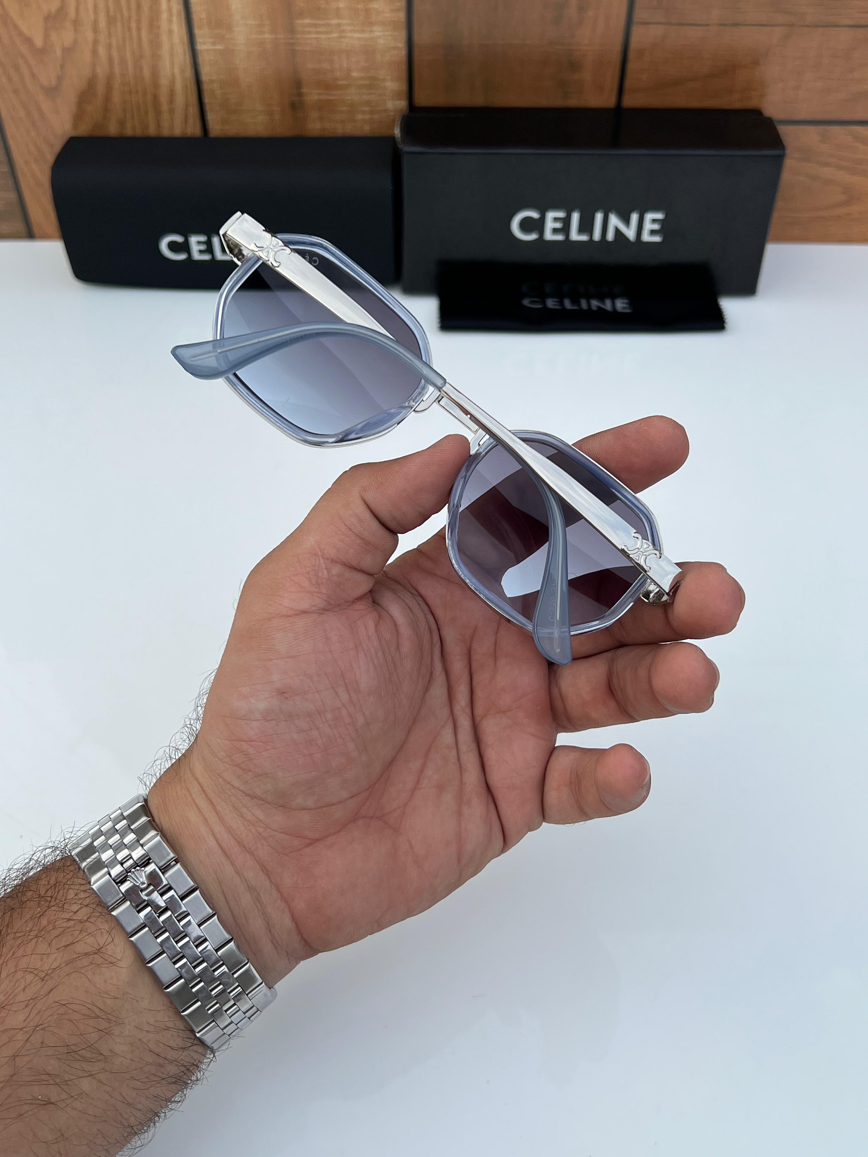 WG Cel  556 silver blue