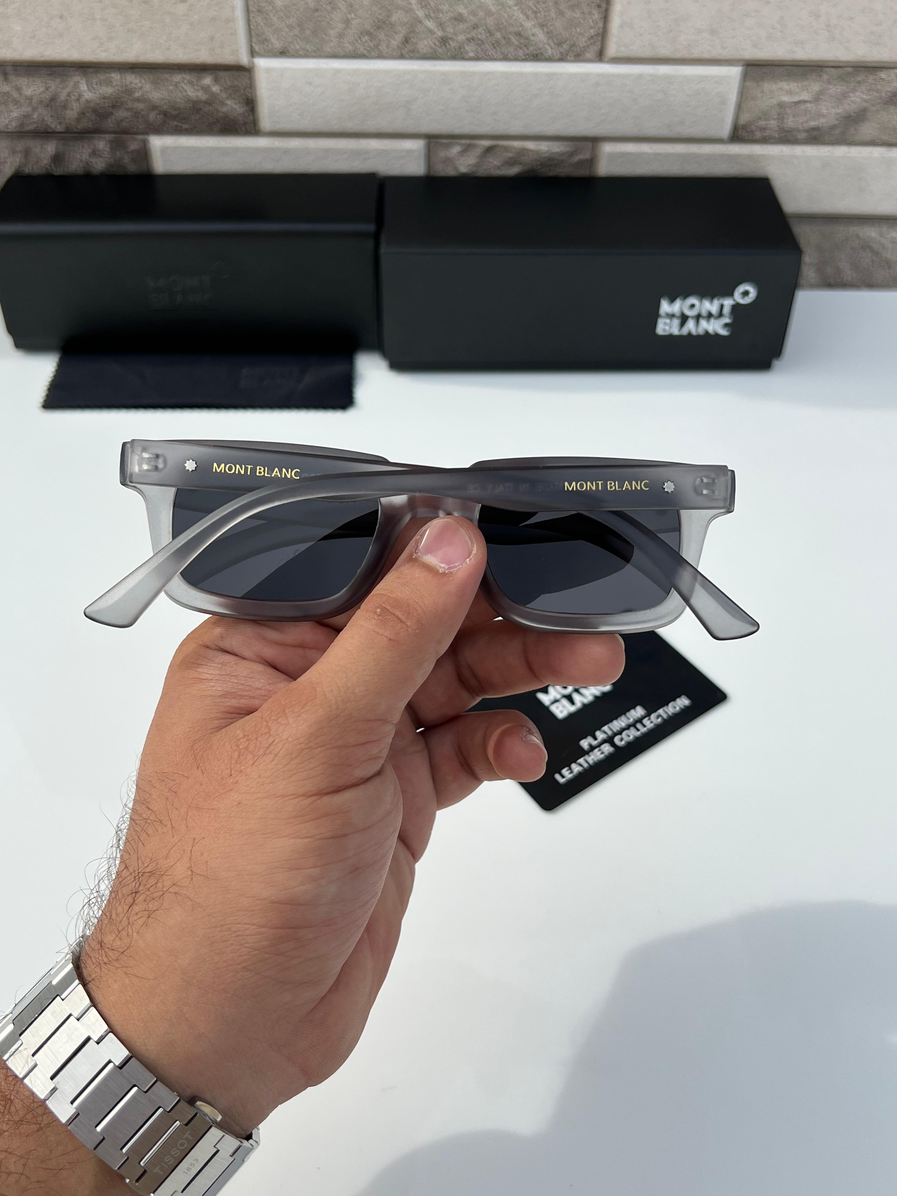 WG Mon  Y14 grey black