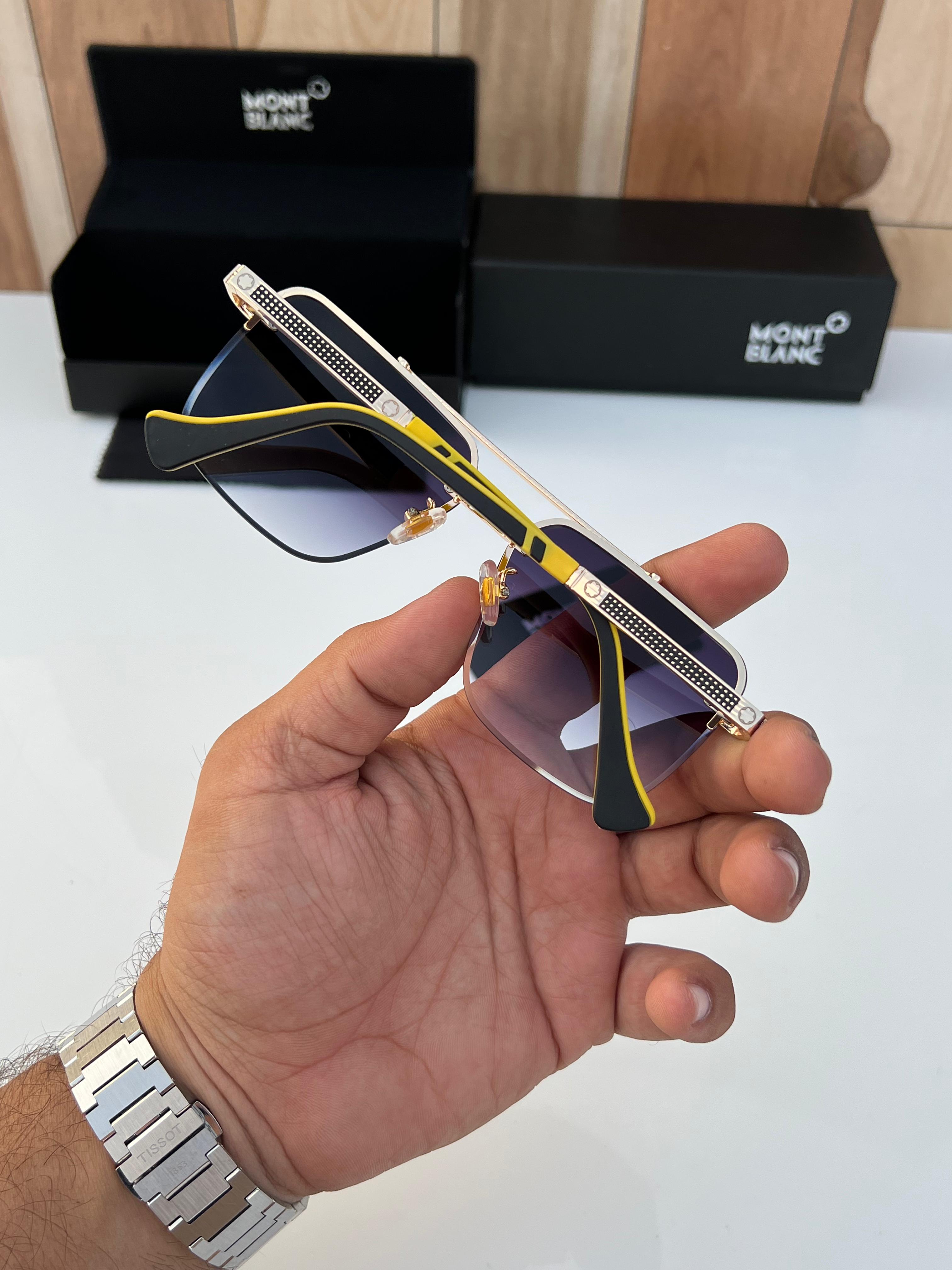 WG Mon 23219 gold black shaded