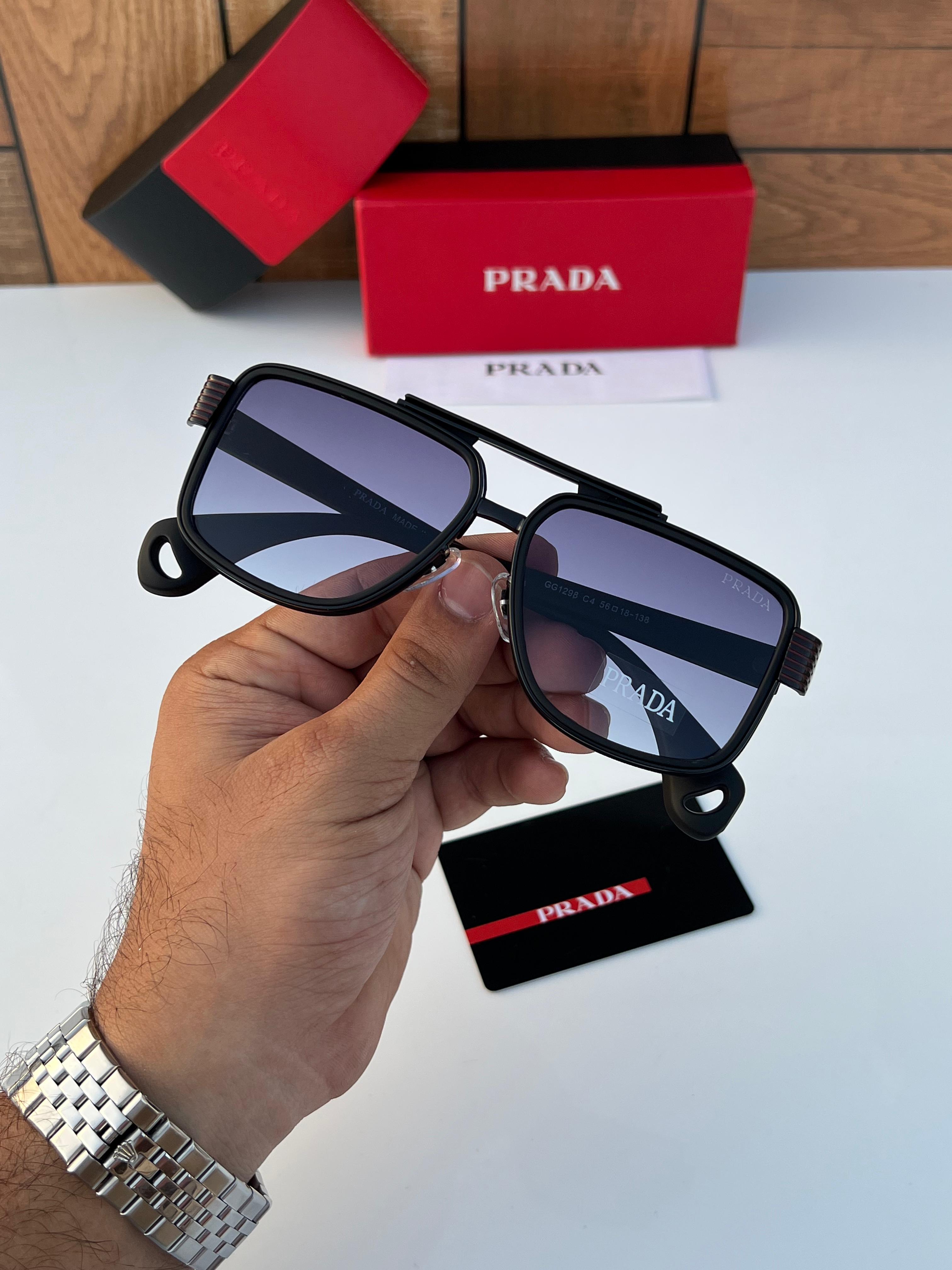 WG Pra 1298 blue shaded