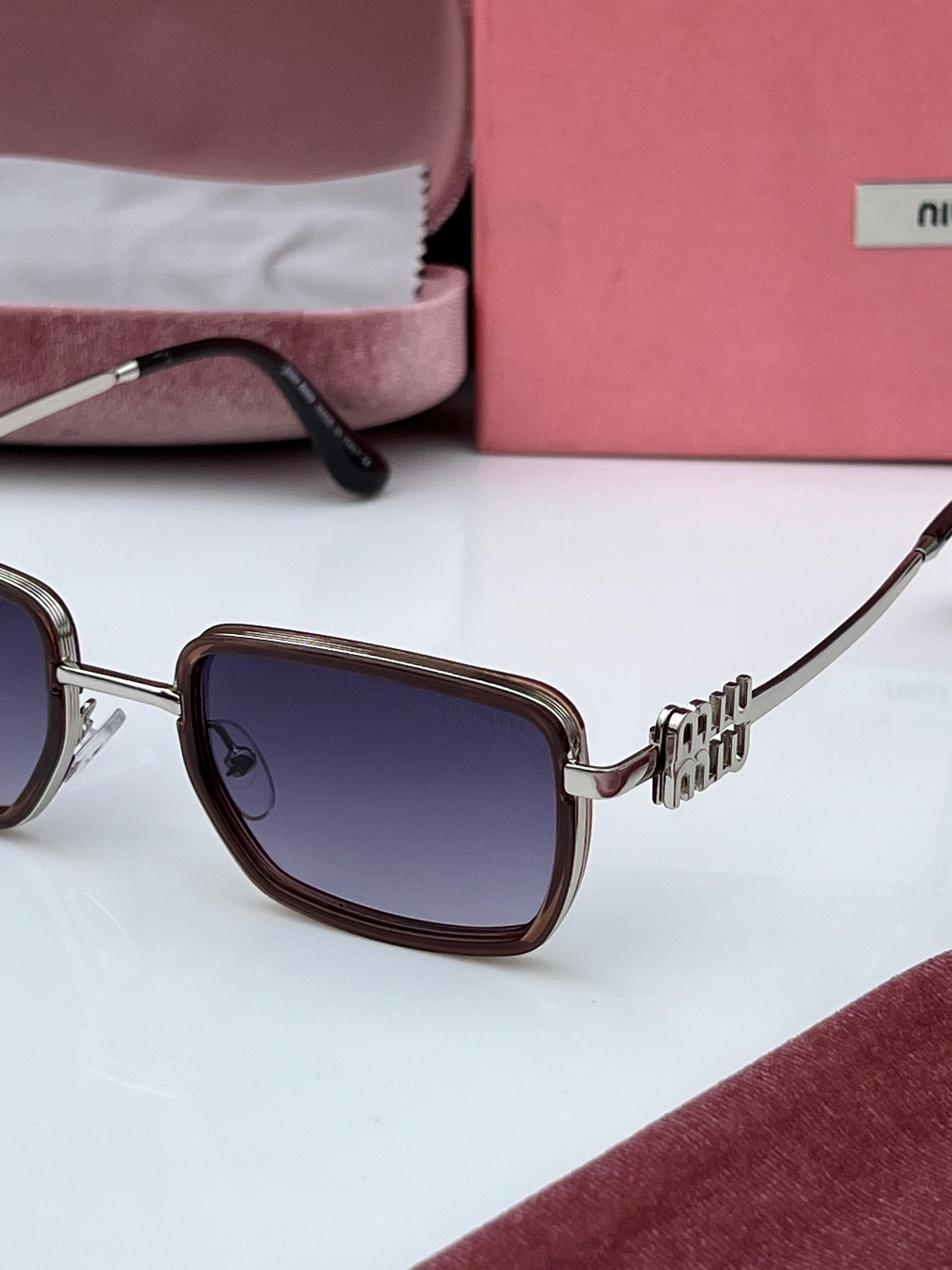 WG Mi 559 silver peach shaded