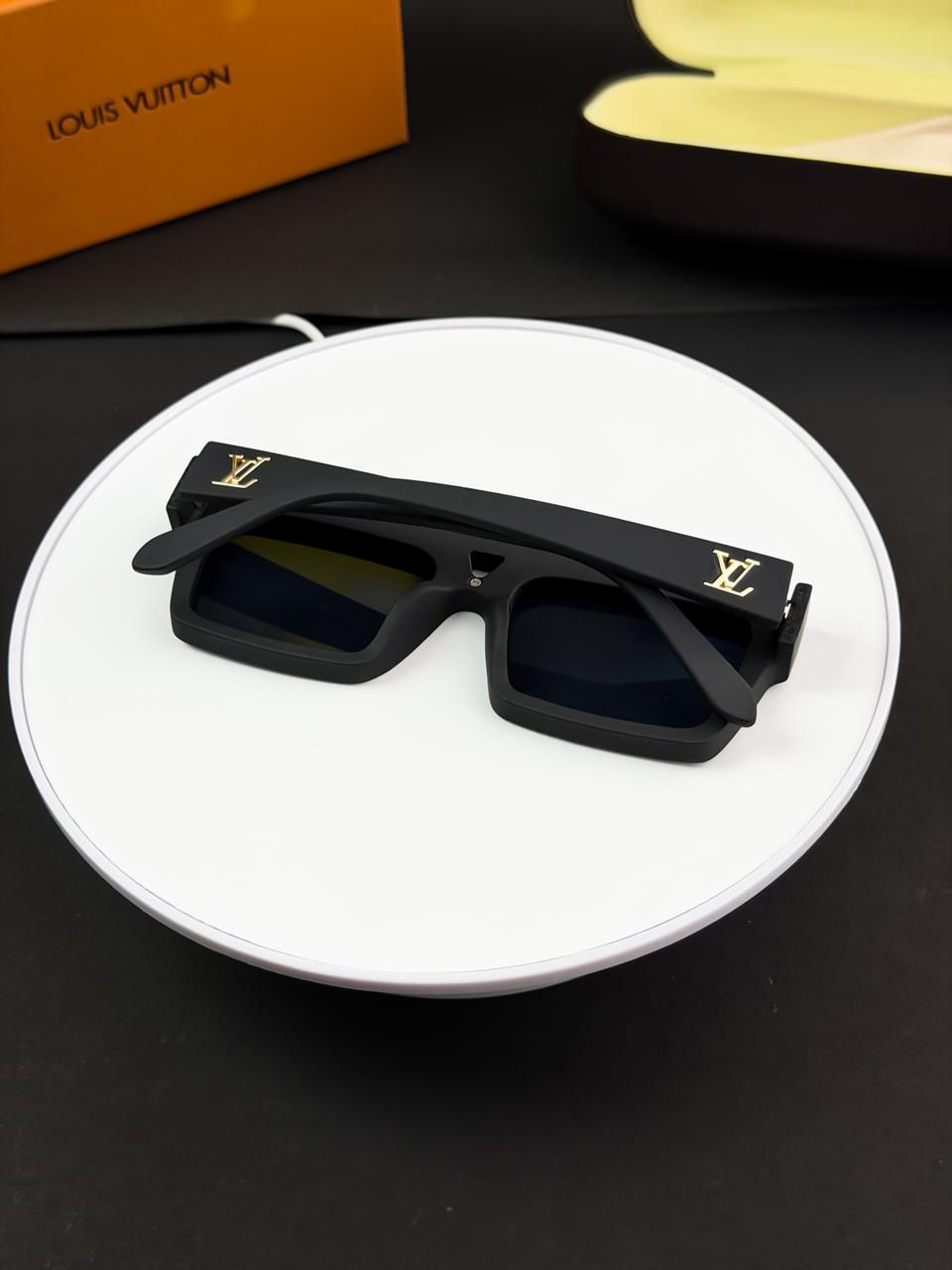 WG LOU  CHARCOAL BLACK 65N