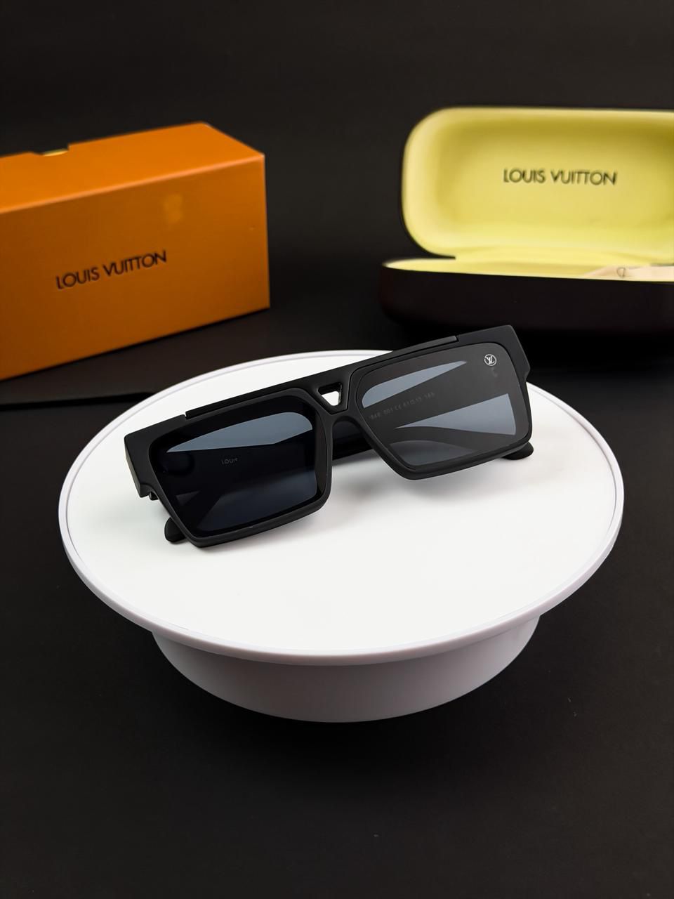 WG LOU  CHARCOAL BLACK 65N