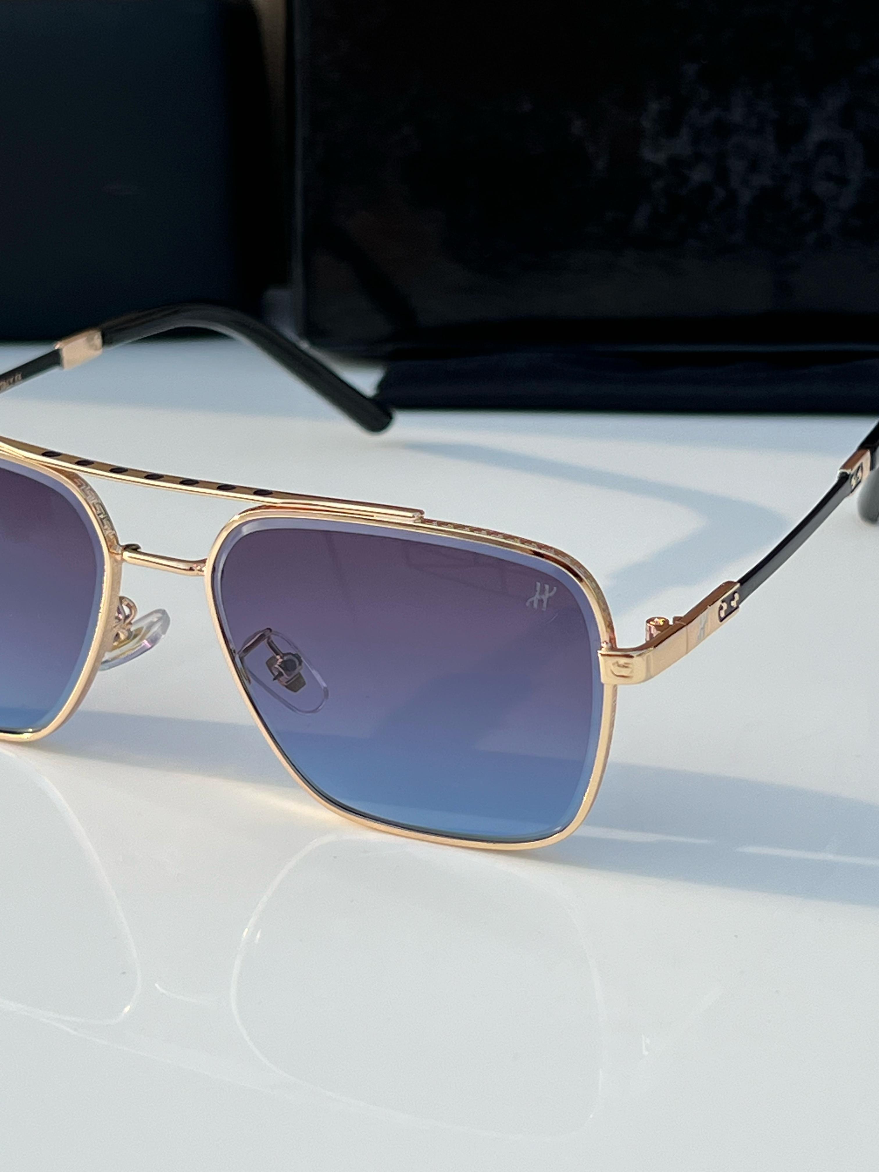 WG Hub_lot_ Gold Blue A