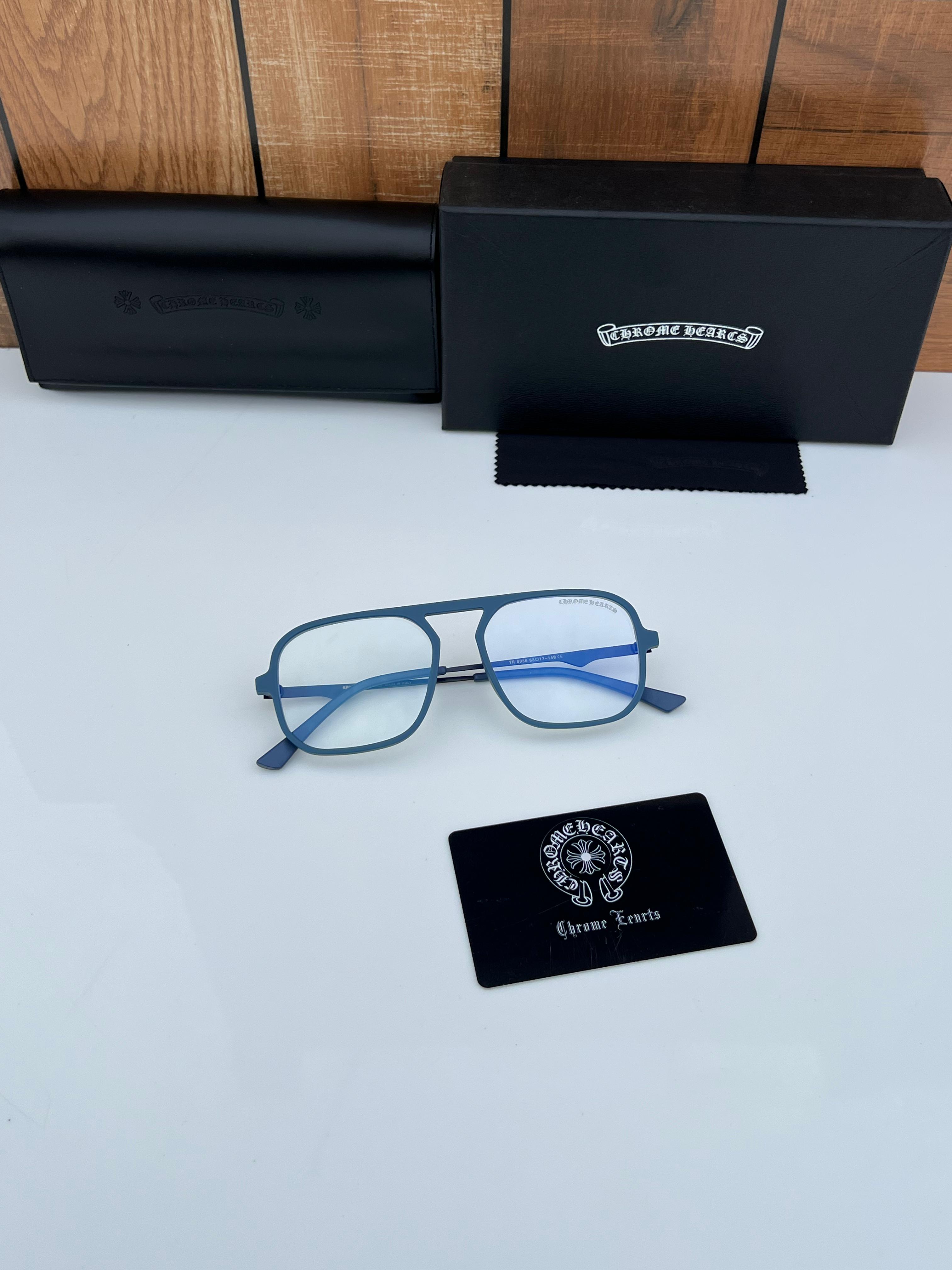 WG Chr  heart 8936 blue