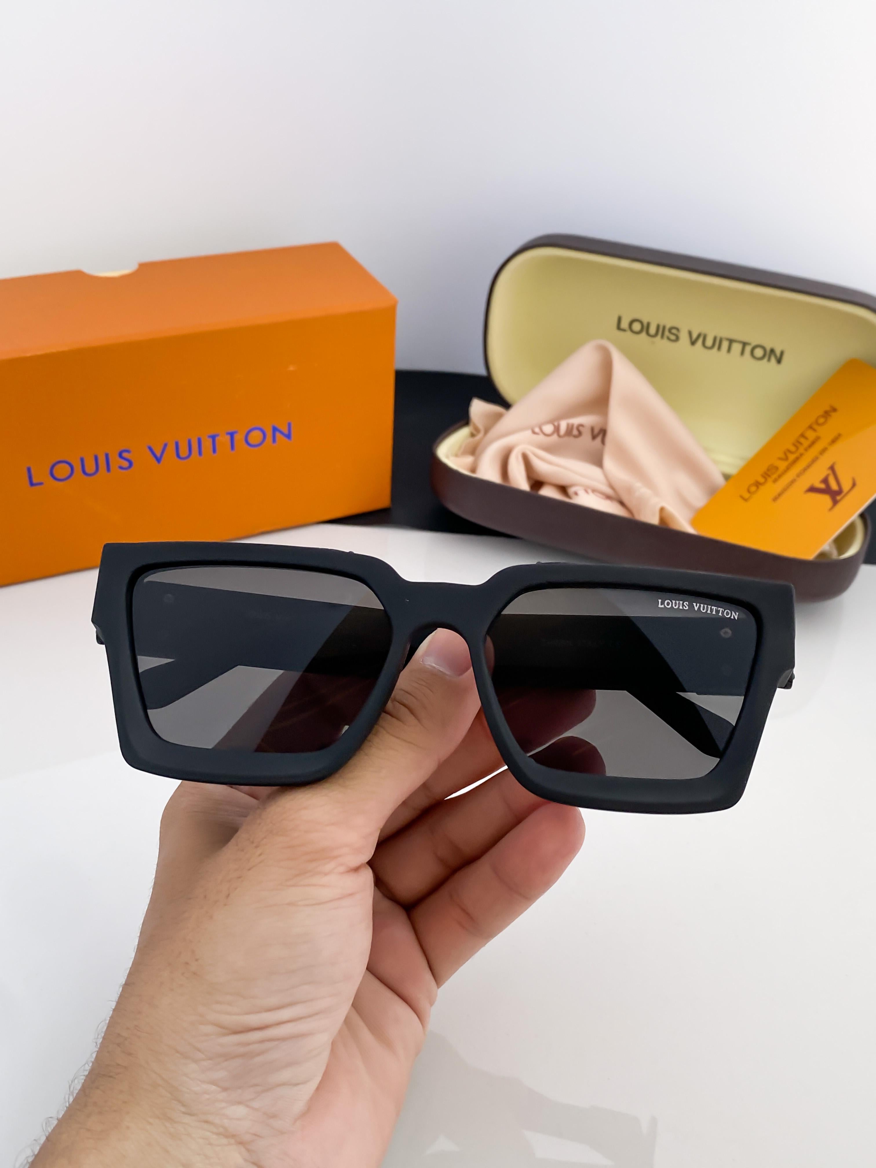 WG LO_UIS 65N BLACK B