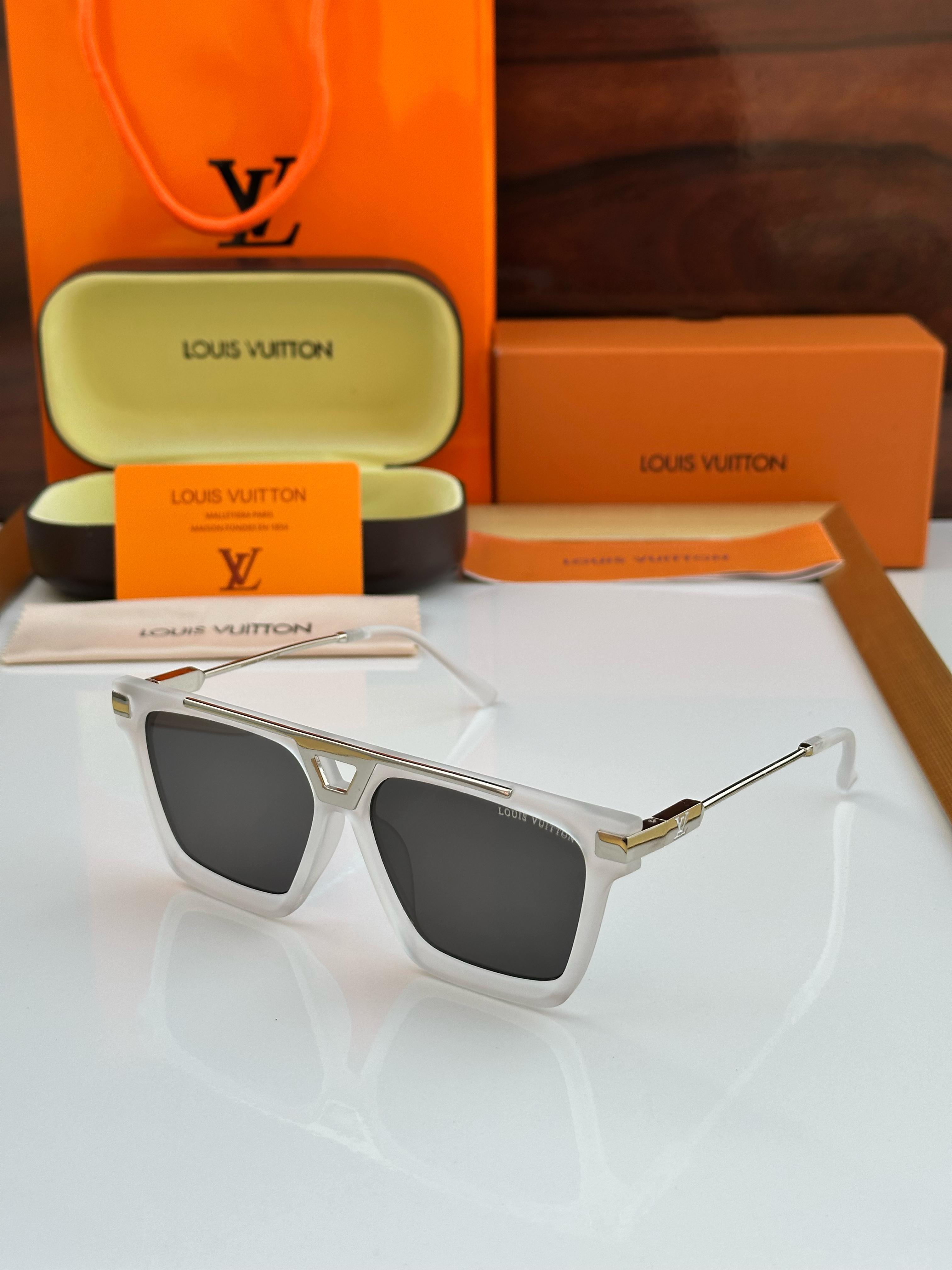 WG Lo-ve E sunglass