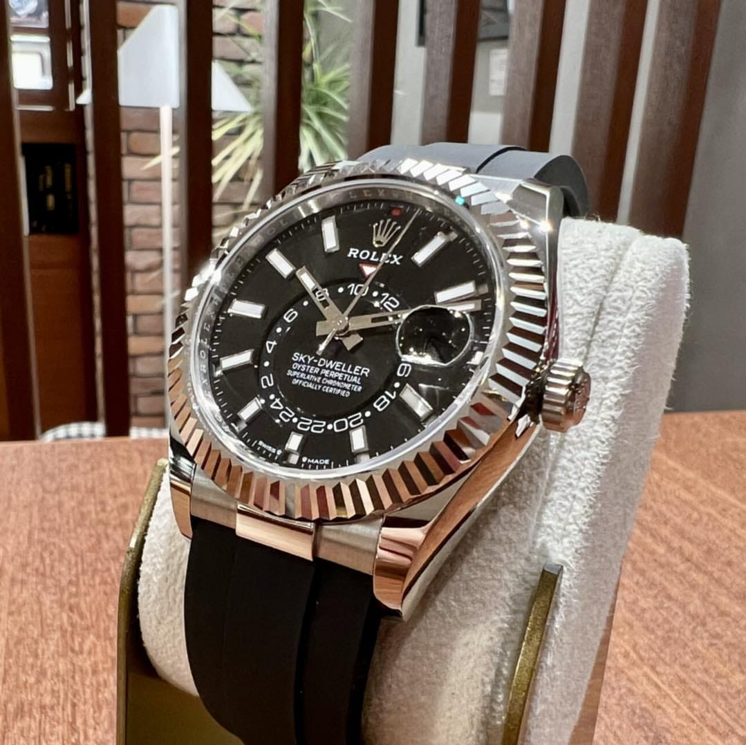 WG RLX Skydweller premium quality watch
