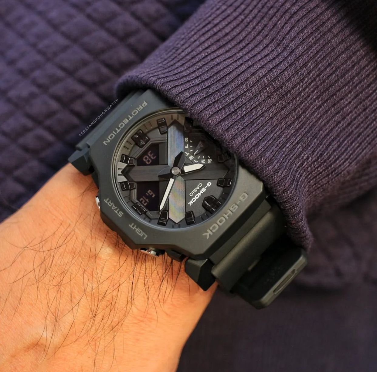 WG Casiio G-Shok Black Analog-Digital Watch